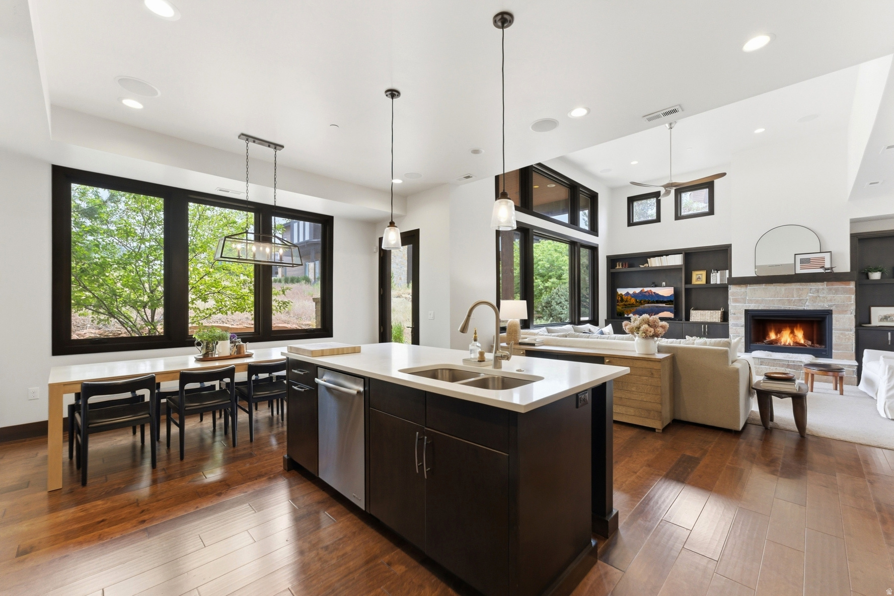 THE VILLAS AT RED LEDGES - Residential