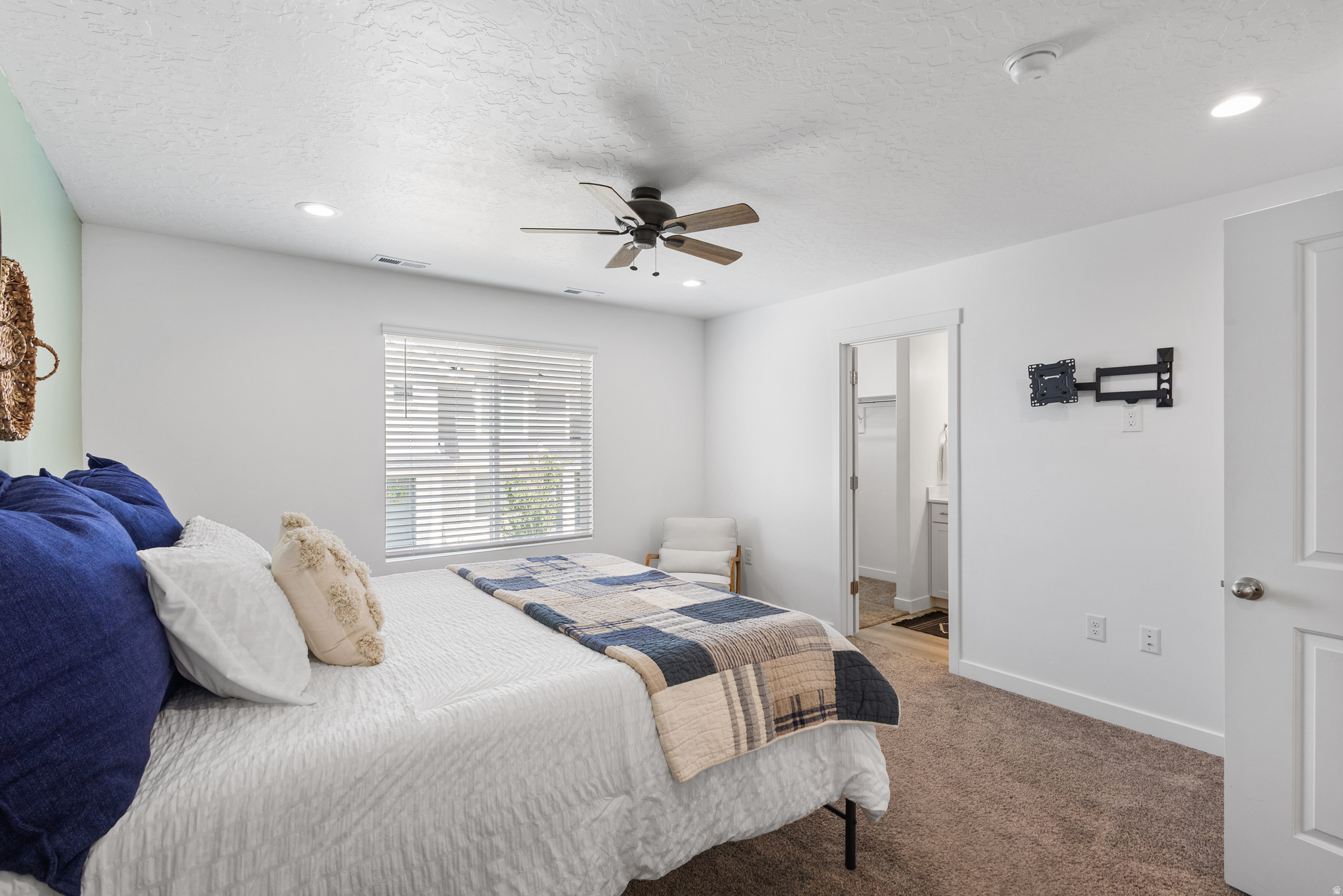 MECHAM TOWNS - Residential