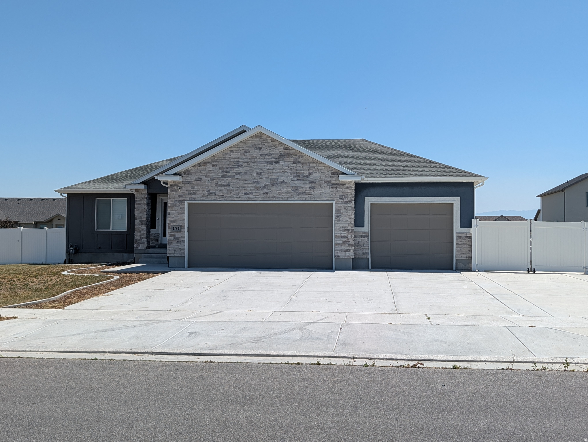 MUSTANG RIDGE SUBDIVISION - Residential