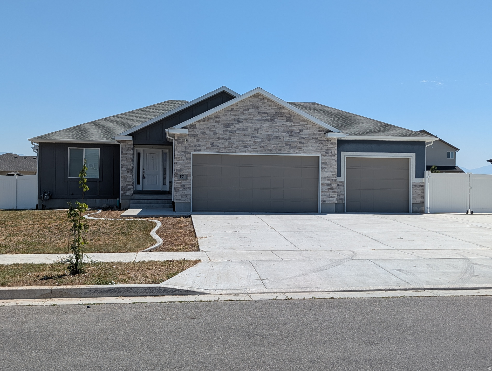 WOW! Spacious fully finished home in a quiet neighborhood. This home has it all! Open floor plan, 5 large bedrooms, 3 bathrooms, main floor laundry, covered patio and fully fenced yard. Large 3 car garage with RV parking--plenty of space to park the toys! All figures per county records, buyer to verify.
