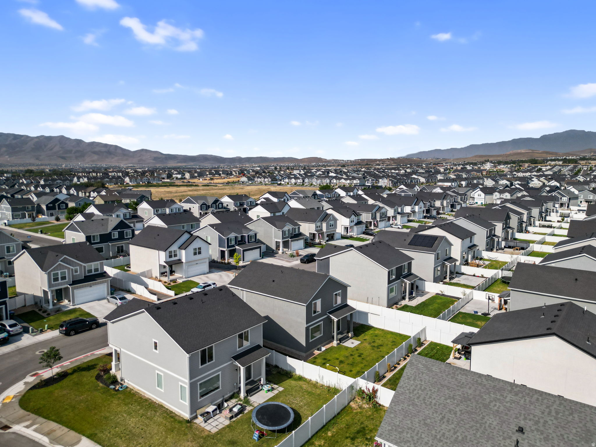 SPRING RANCH - Residential