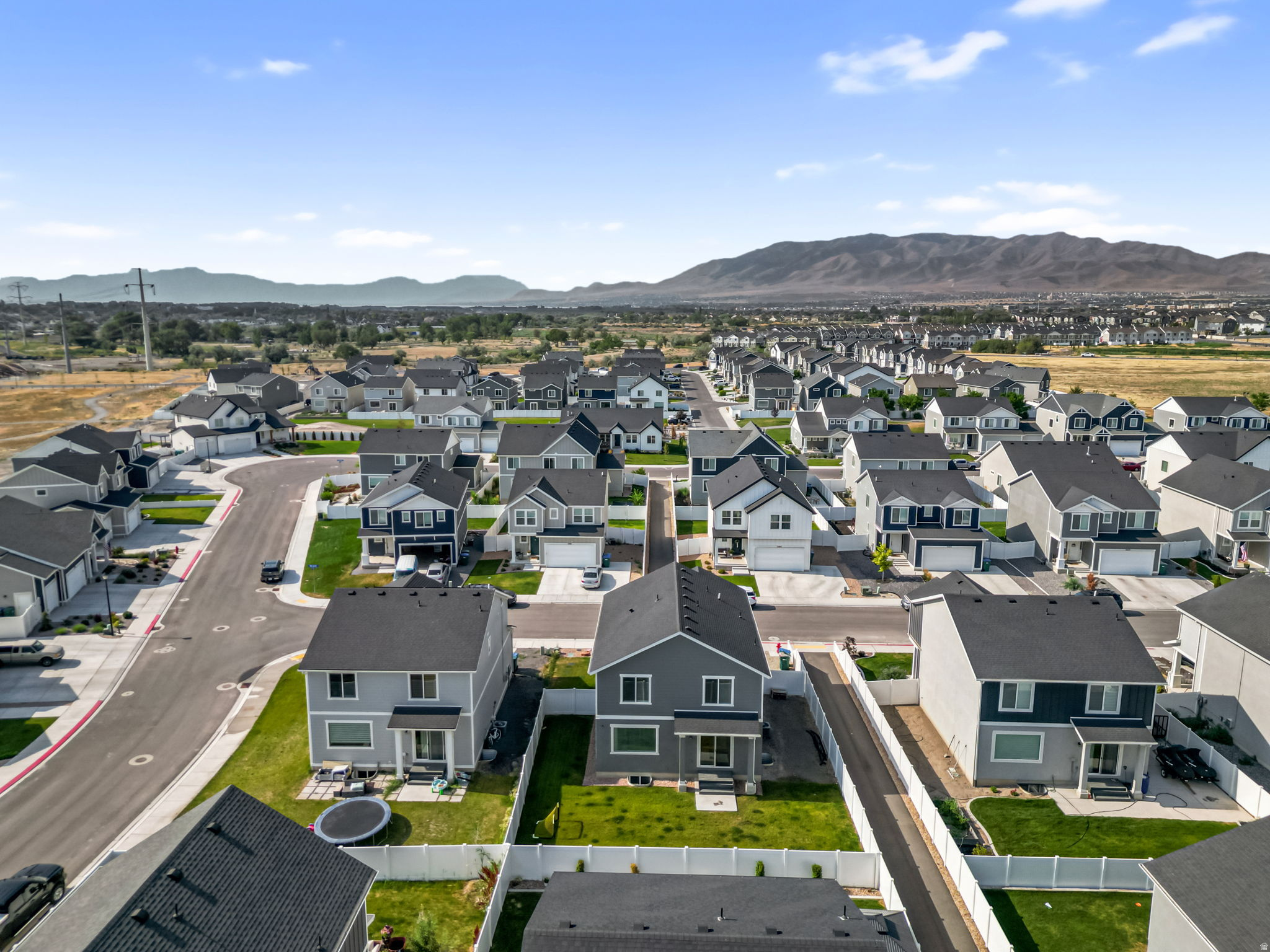 SPRING RANCH - Residential