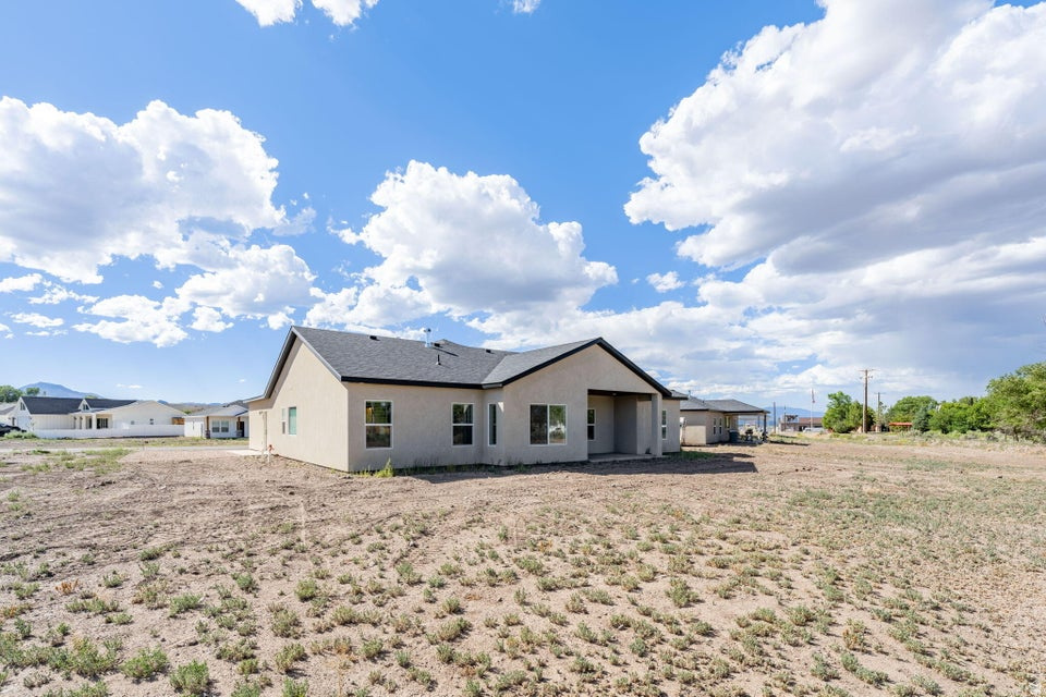 ASPEN VALLEY ESTATES - Residential