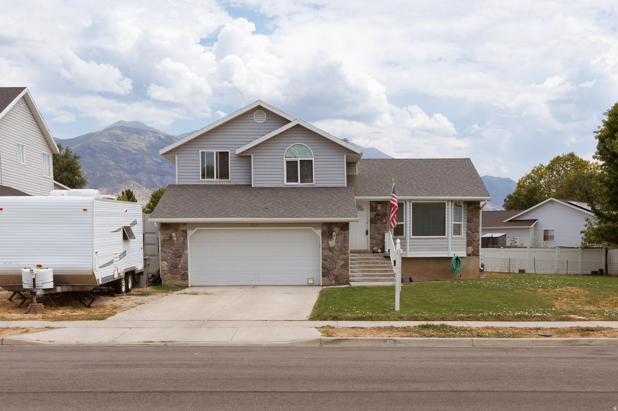 Opportunity awaits in one of American Fork's most desirable neighborhoods! This west-facing 5-bedroom, 3-bathroom home is full of potential and ready for its next chapter. Whether you're looking to create your dream home or invest in a property in an amazing neighborhood, this home offers a fantastic opportunity to build equity in a sought-after location. Inside, you'll find a spacious floor plan with five bedrooms, three bathrooms, a primary suite featuring a walk-in closet, and plenty of space to make your vision a reality. Outside, the generously sized yard provides room for entertaining, gardening, play, or future landscaping projects. Located close to parks, schools, shopping, dining, and convenient commuter routes, opportunities like this in a prime American Fork neighborhood don't come along often.