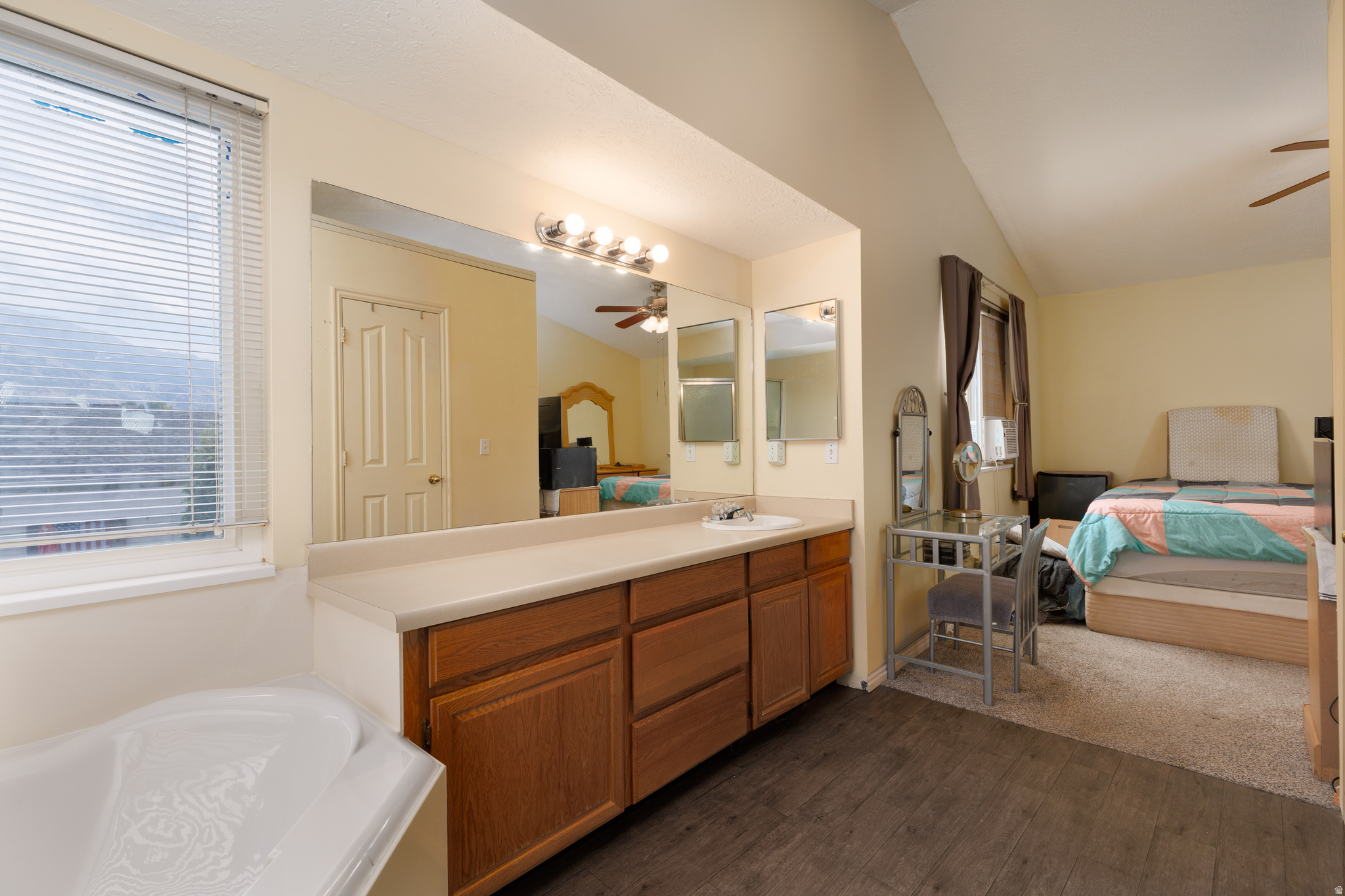 KIMBERLY ESTATES - Residential