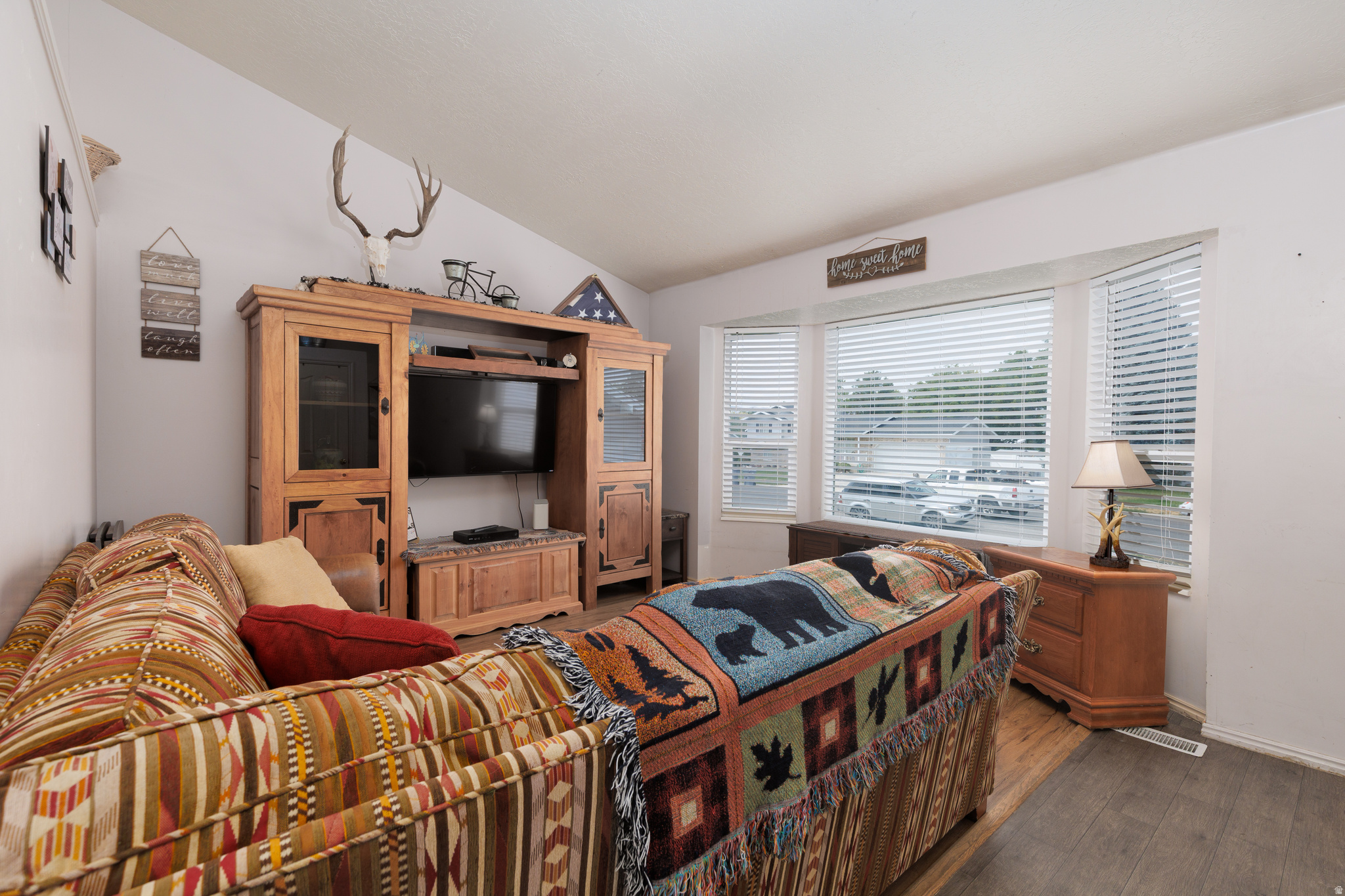 KIMBERLY ESTATES - Residential