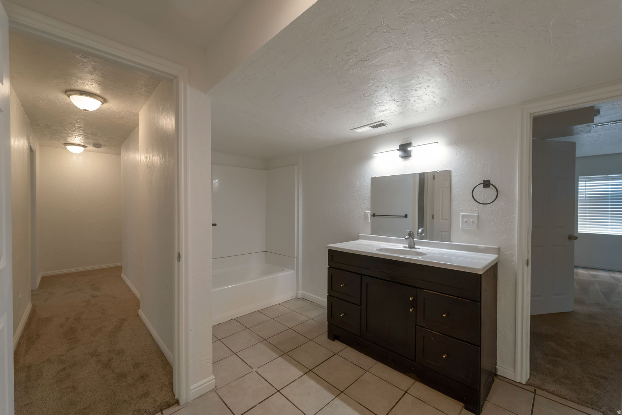 HANKS - Residential