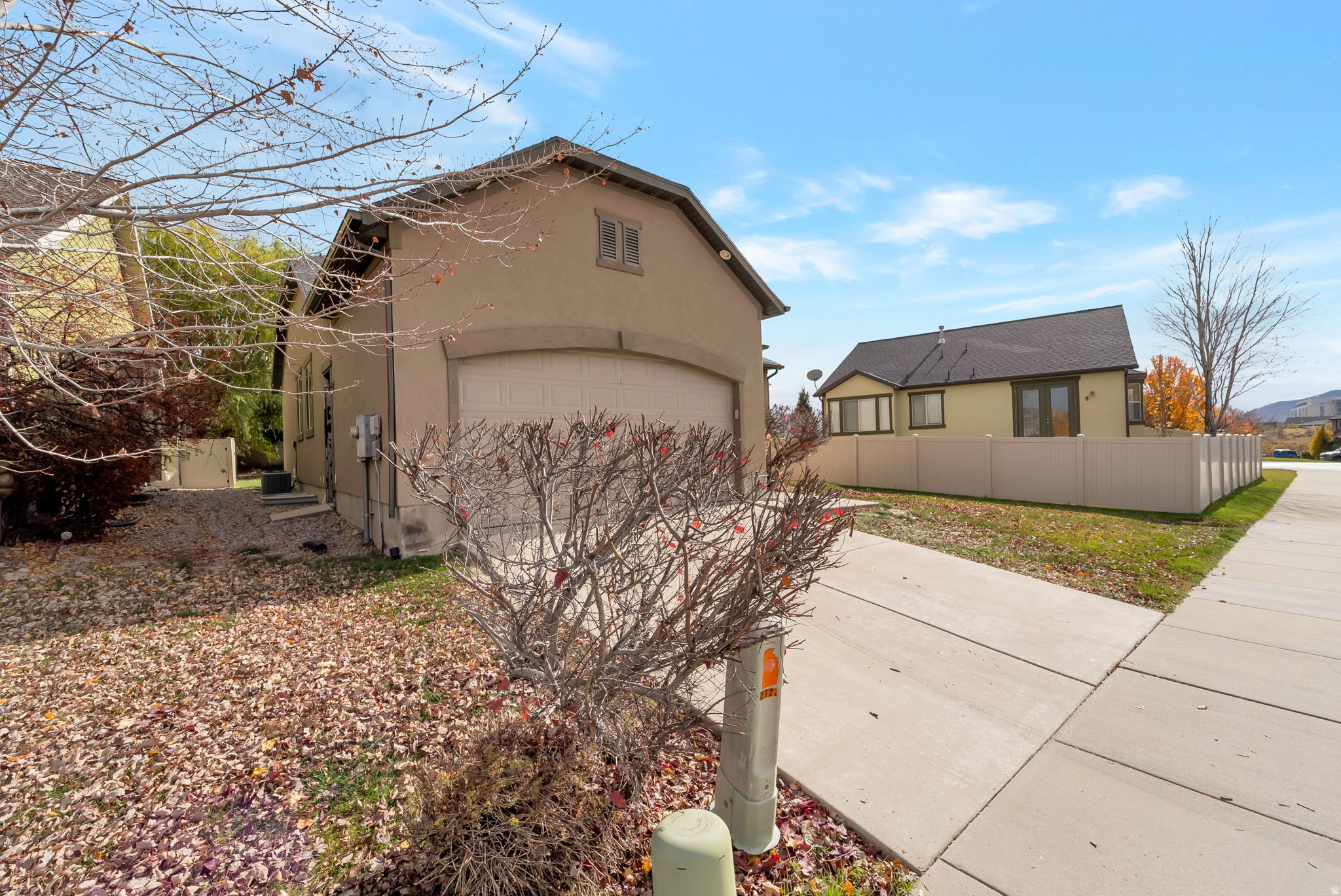 HANKS - Residential