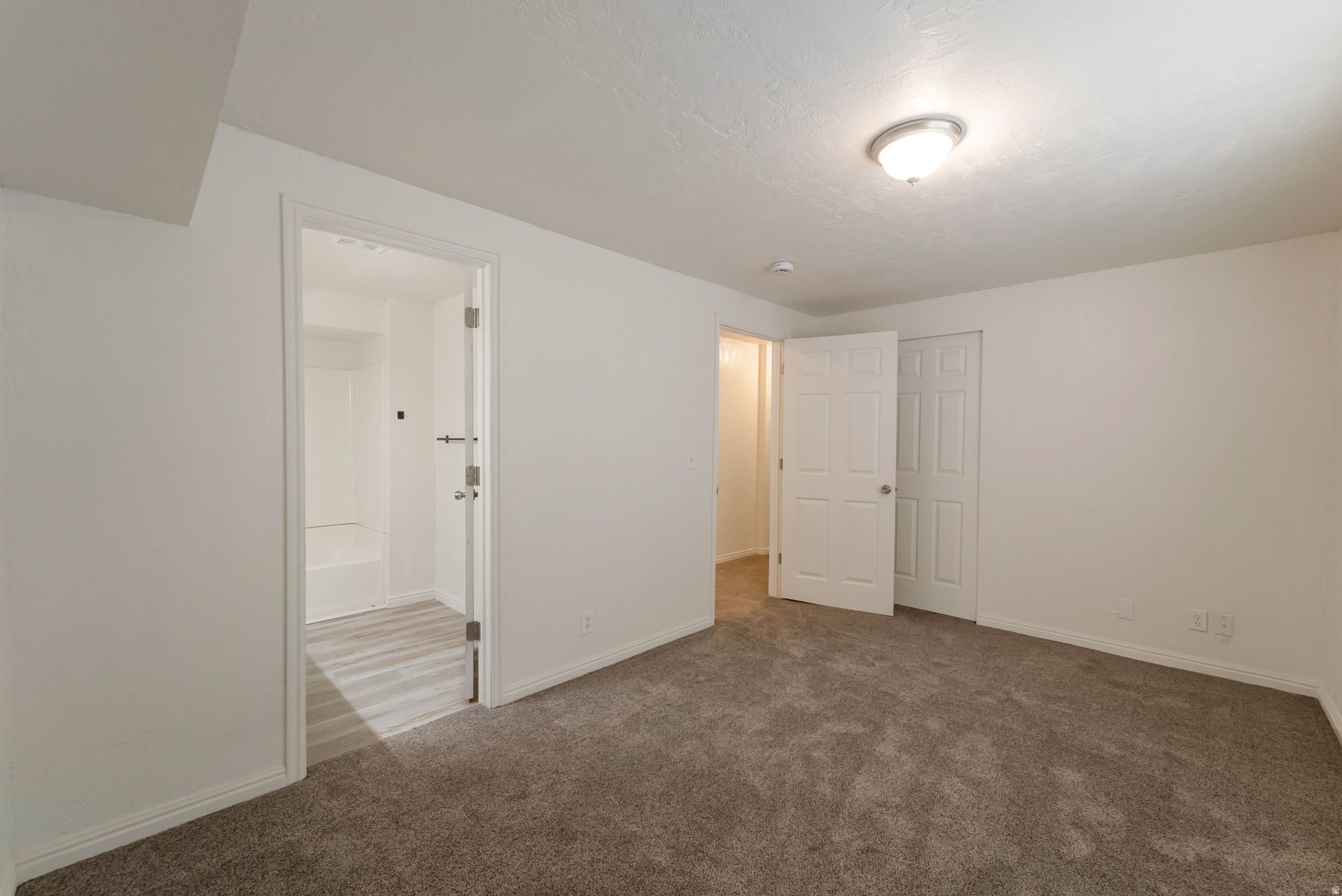 HANKS - Residential
