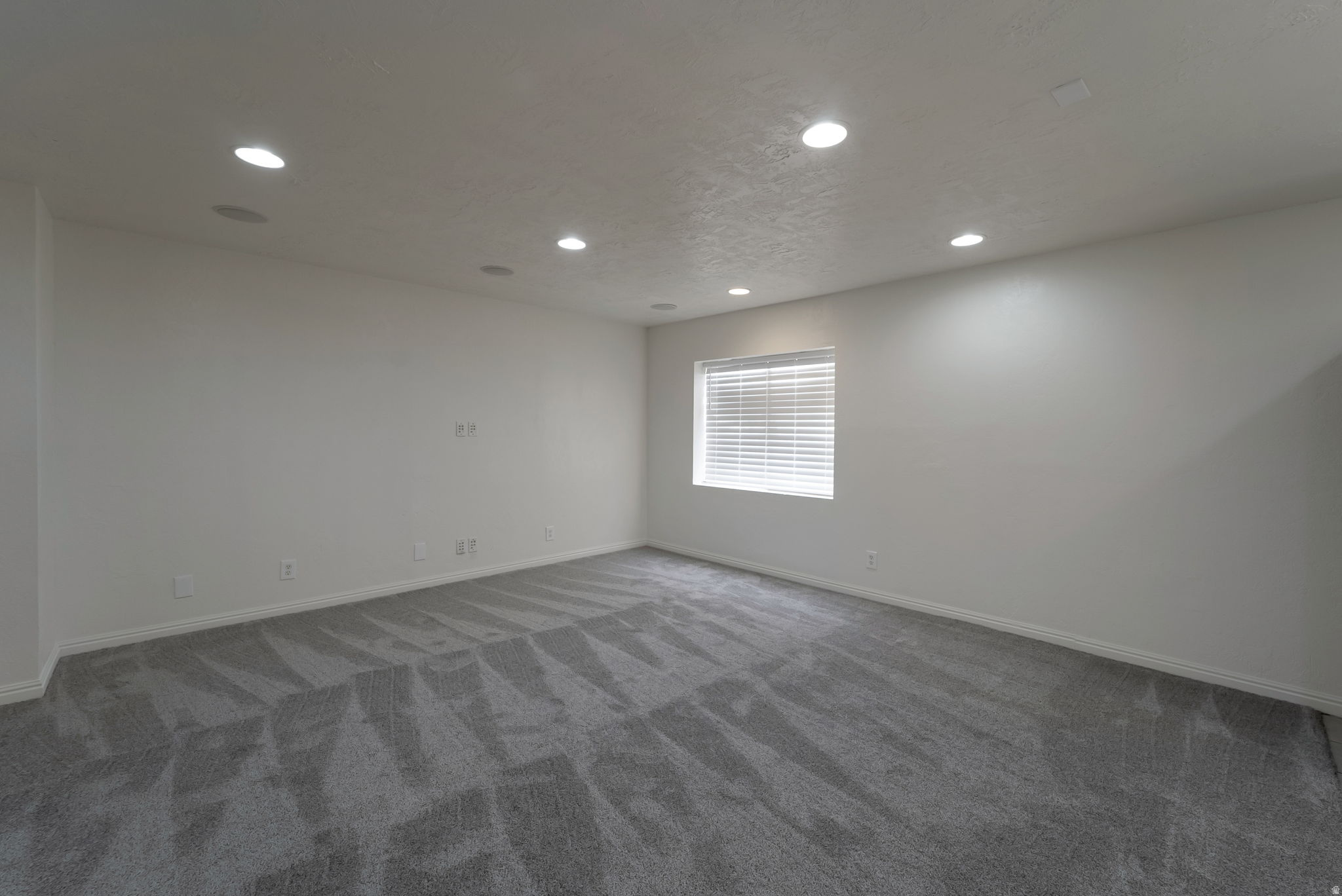HANKS - Residential