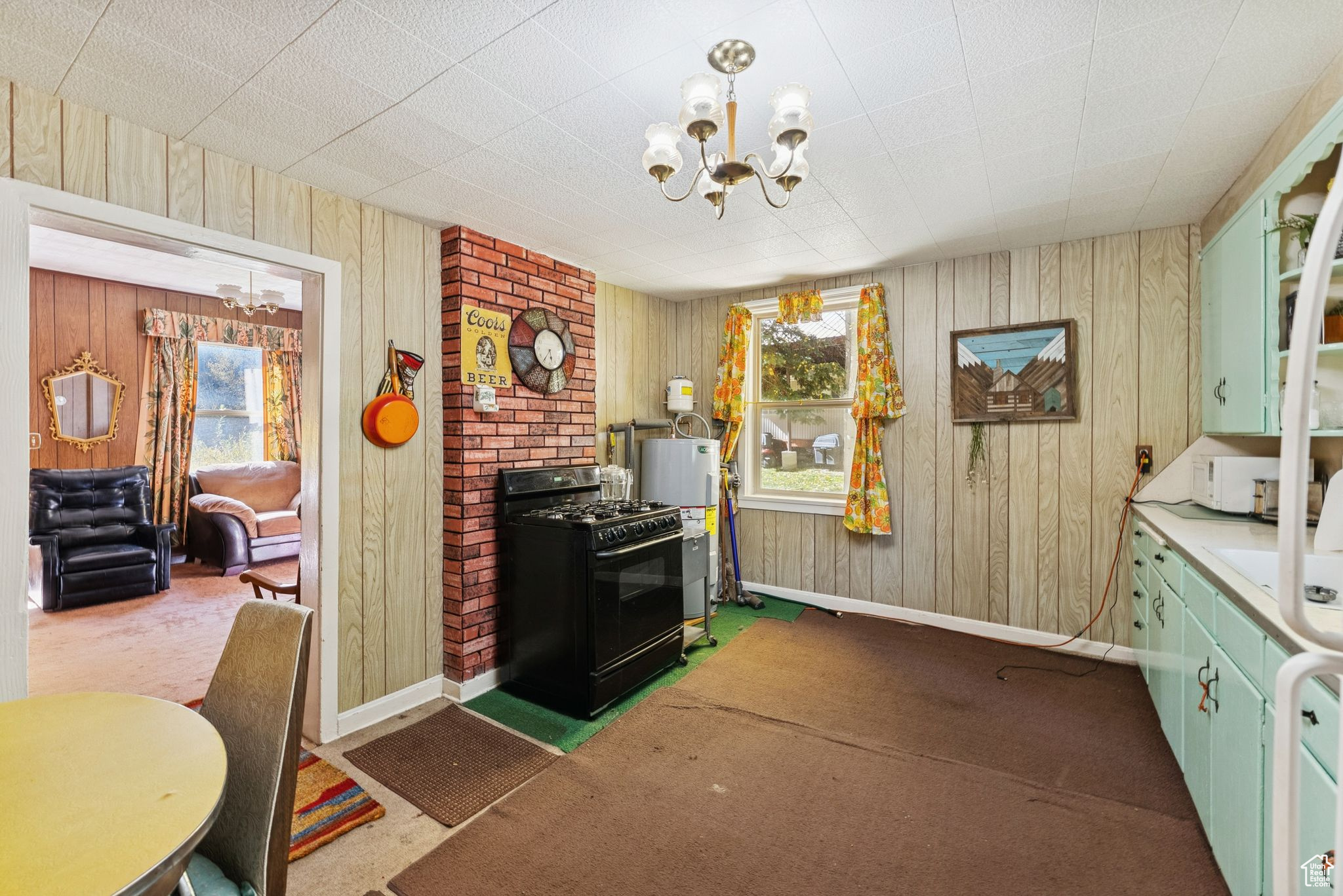 CLEAR CREEK - Residential