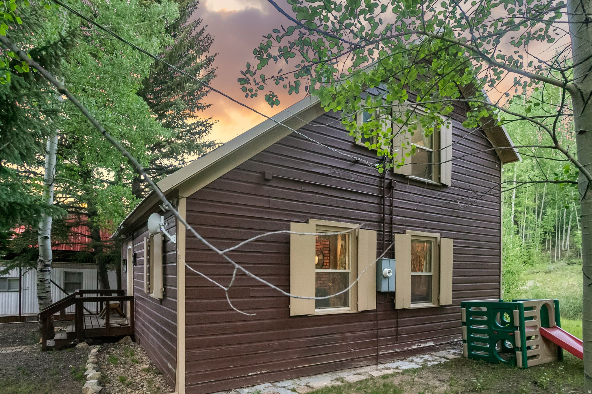 CLEAR CREEK - Residential