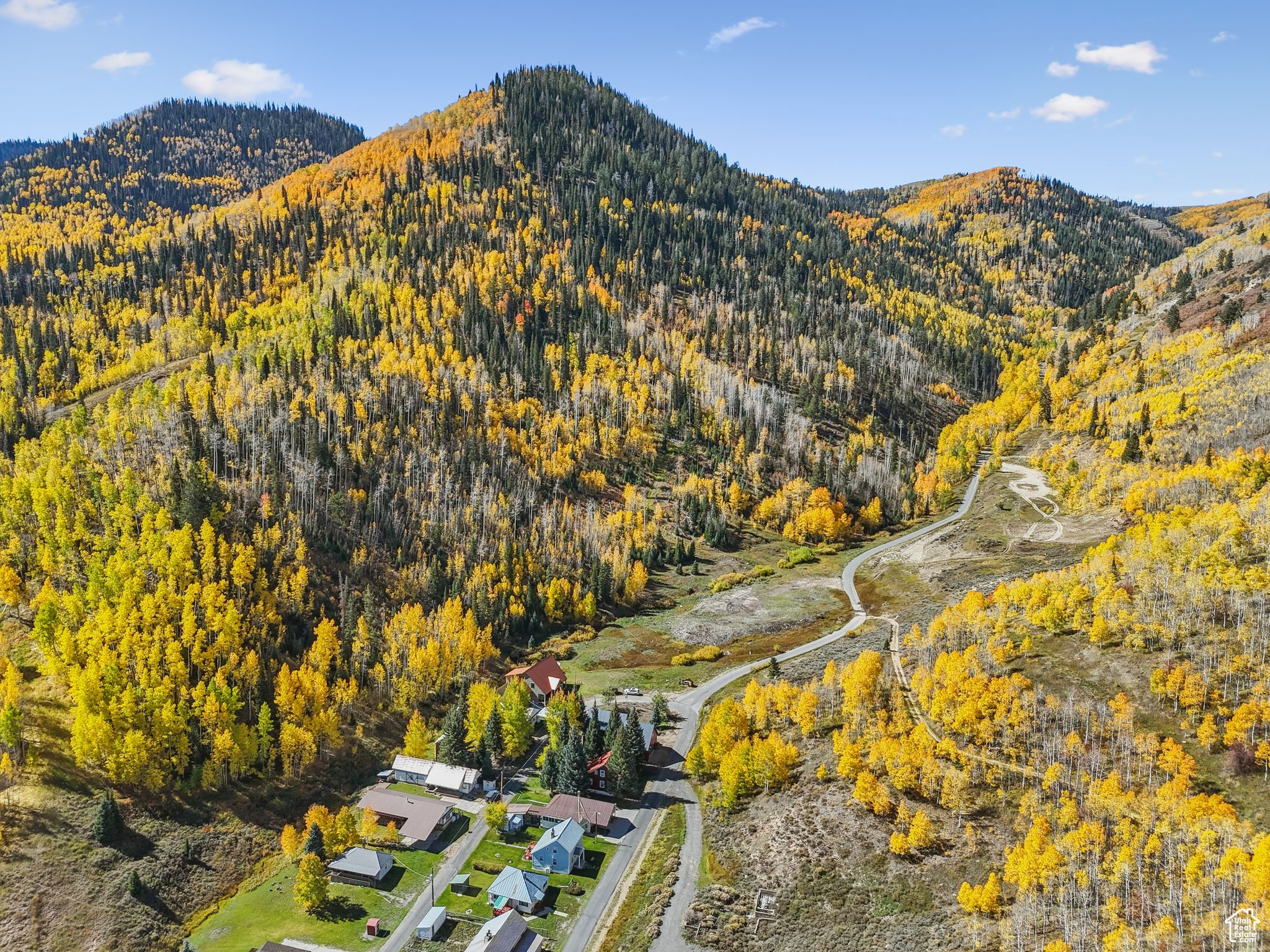 CLEAR CREEK - Residential