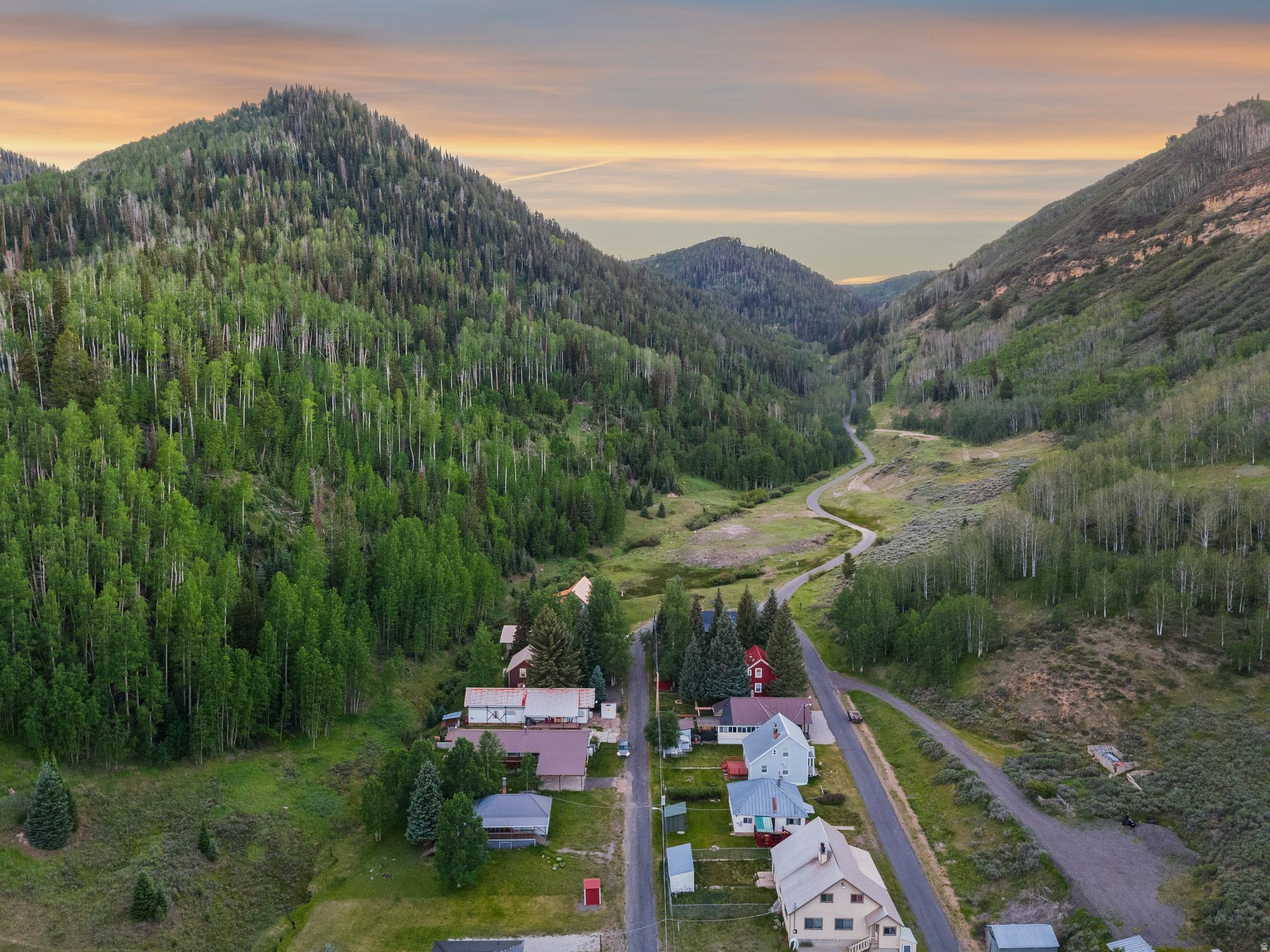 CLEAR CREEK - Residential