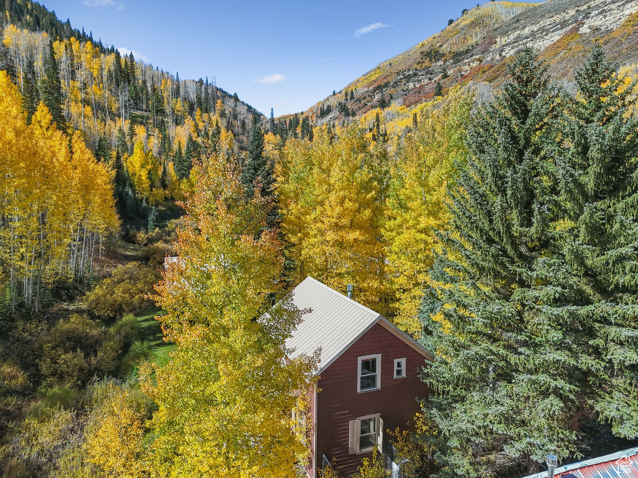 CLEAR CREEK - Residential
