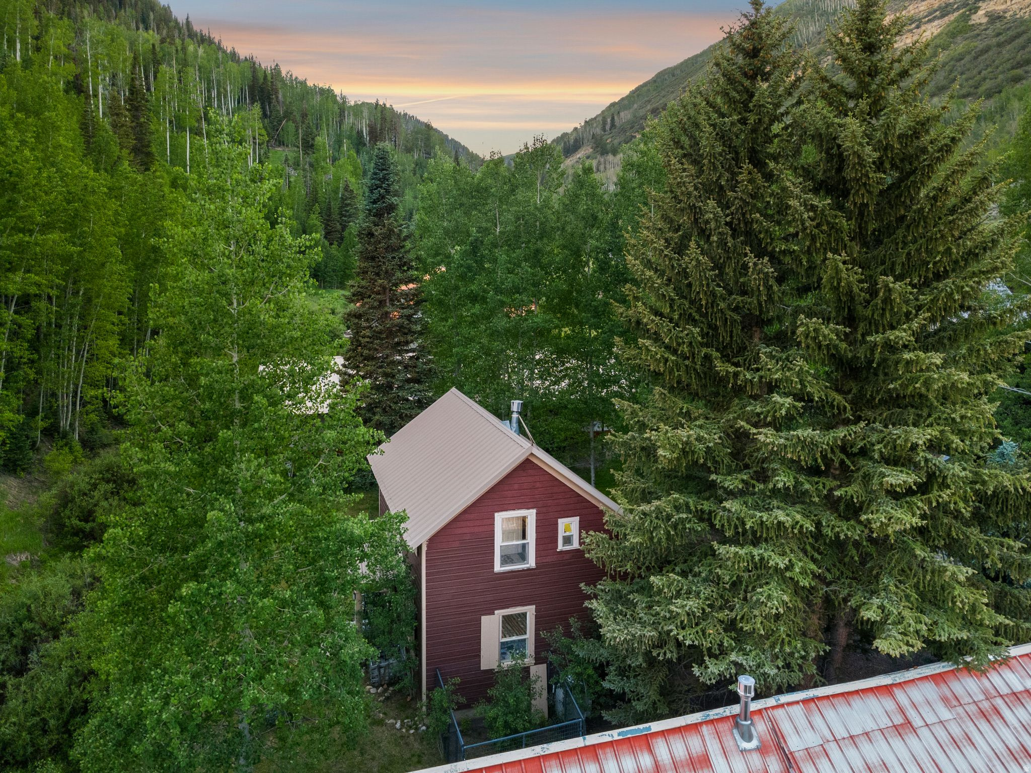 CLEAR CREEK - Residential
