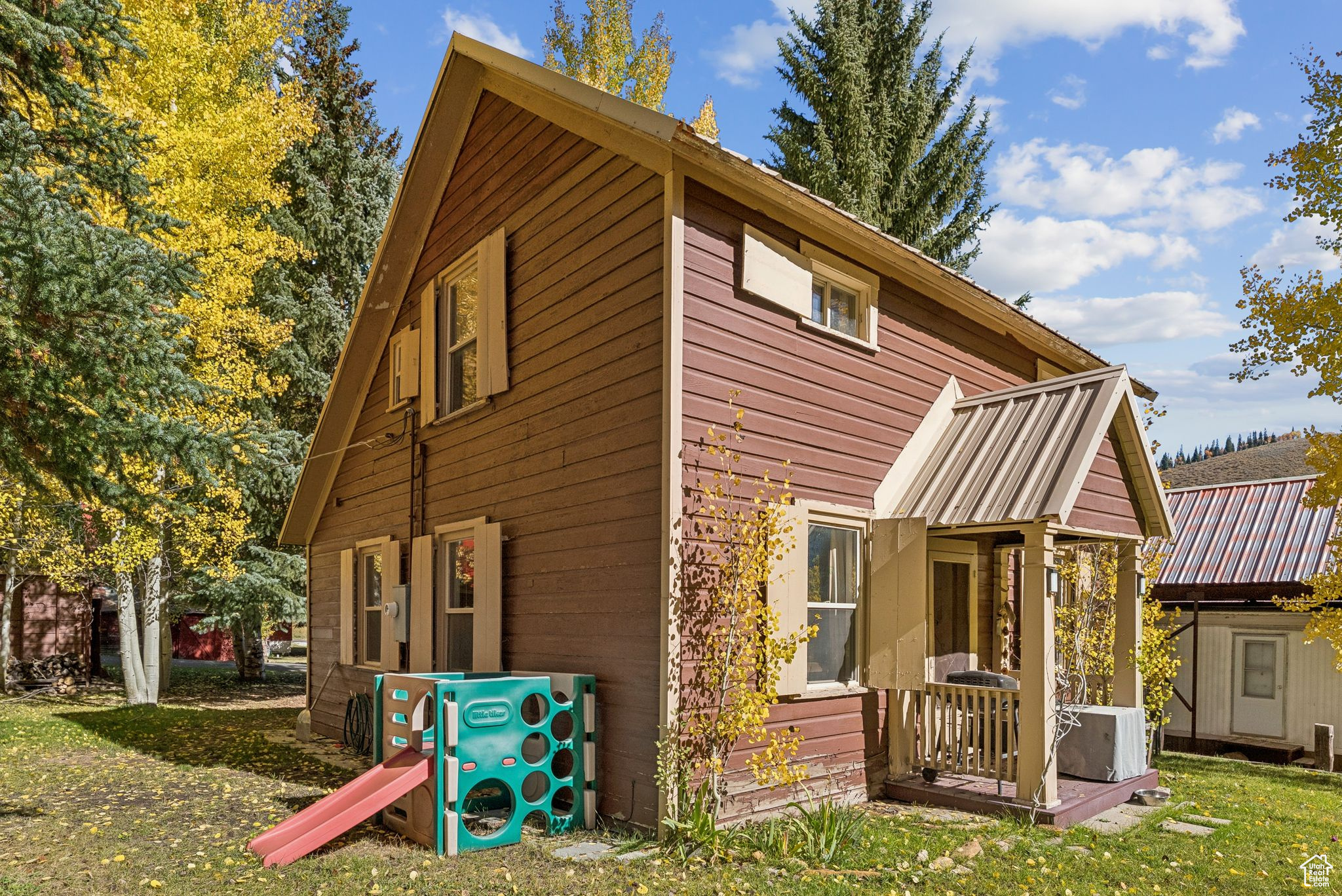 CLEAR CREEK - Residential
