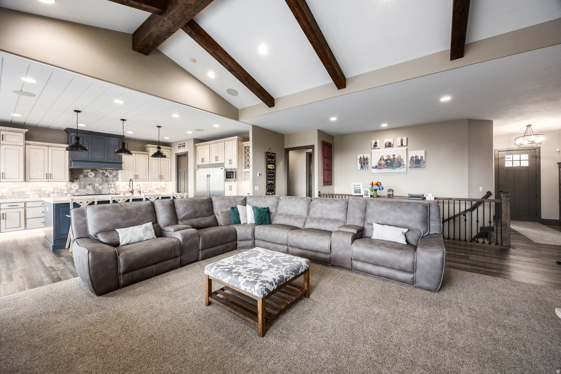 THE COVE @ HERRIMAN SPRINGS - Residential