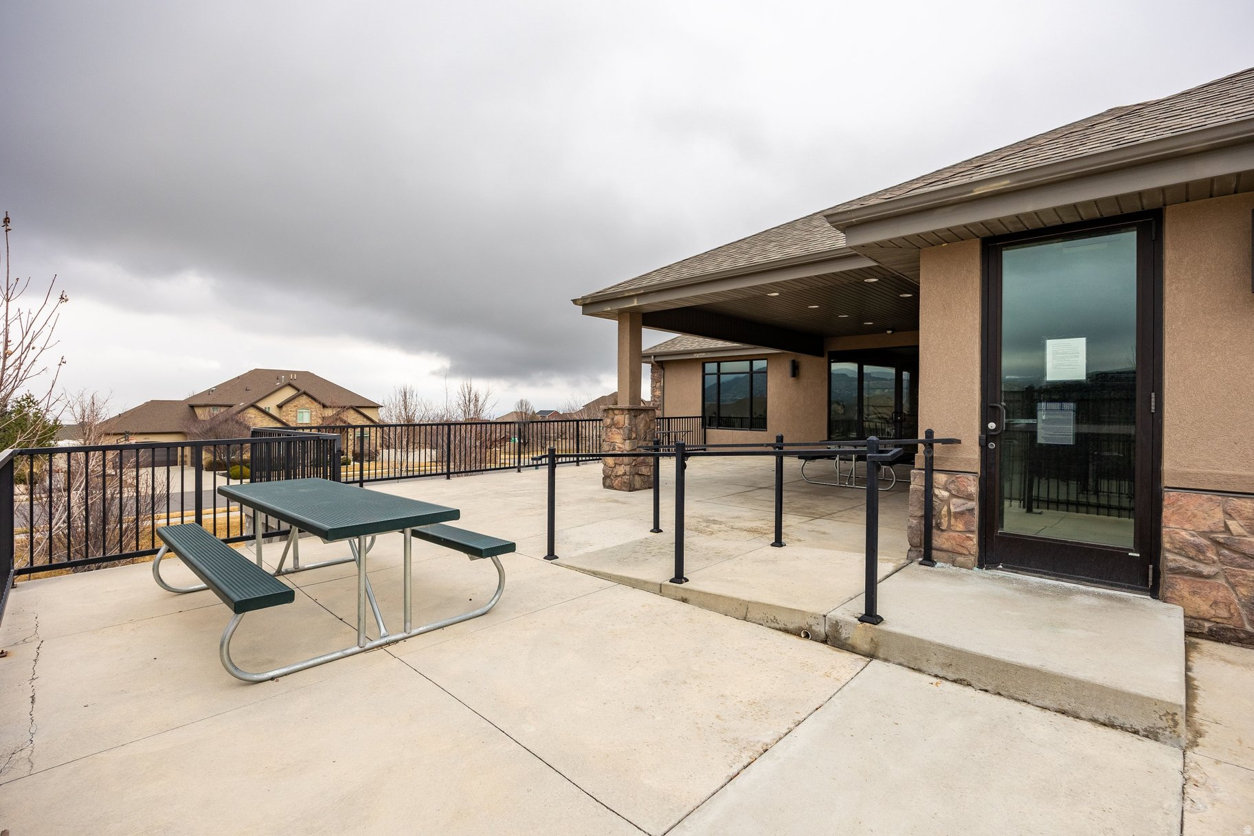 THE COVE @ HERRIMAN SPRINGS - Residential
