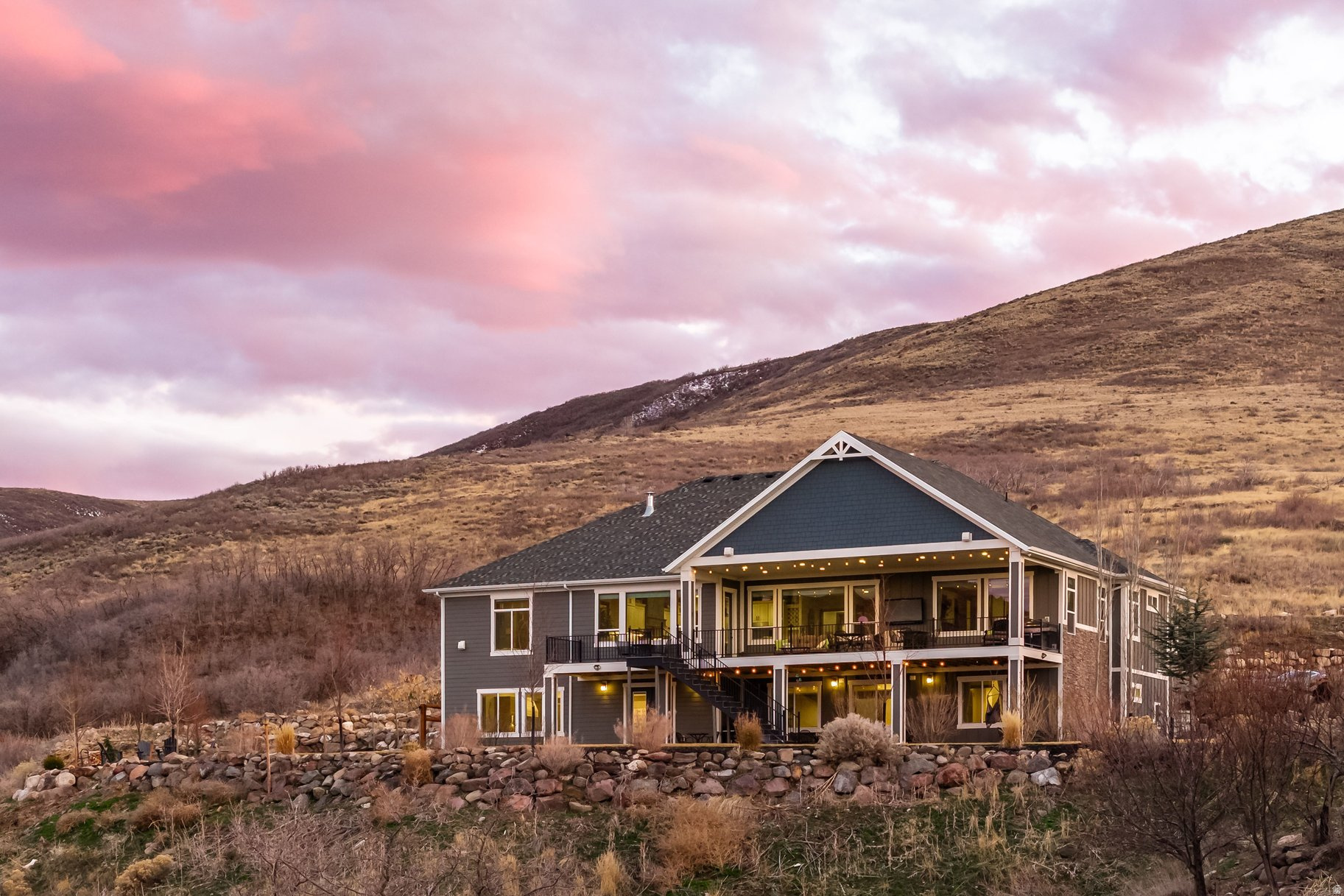 THE COVE @ HERRIMAN SPRINGS - Residential