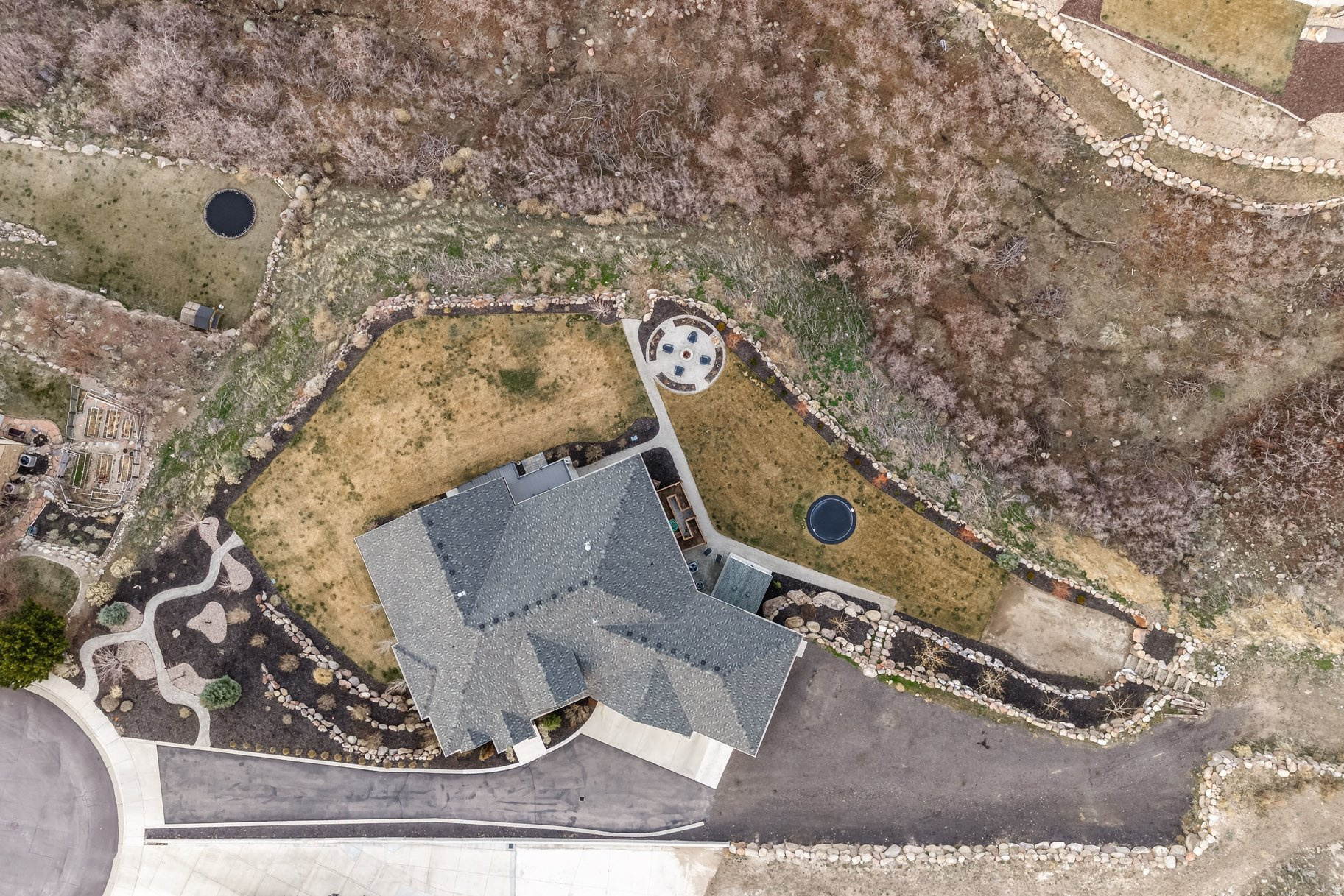 THE COVE @ HERRIMAN SPRINGS - Residential