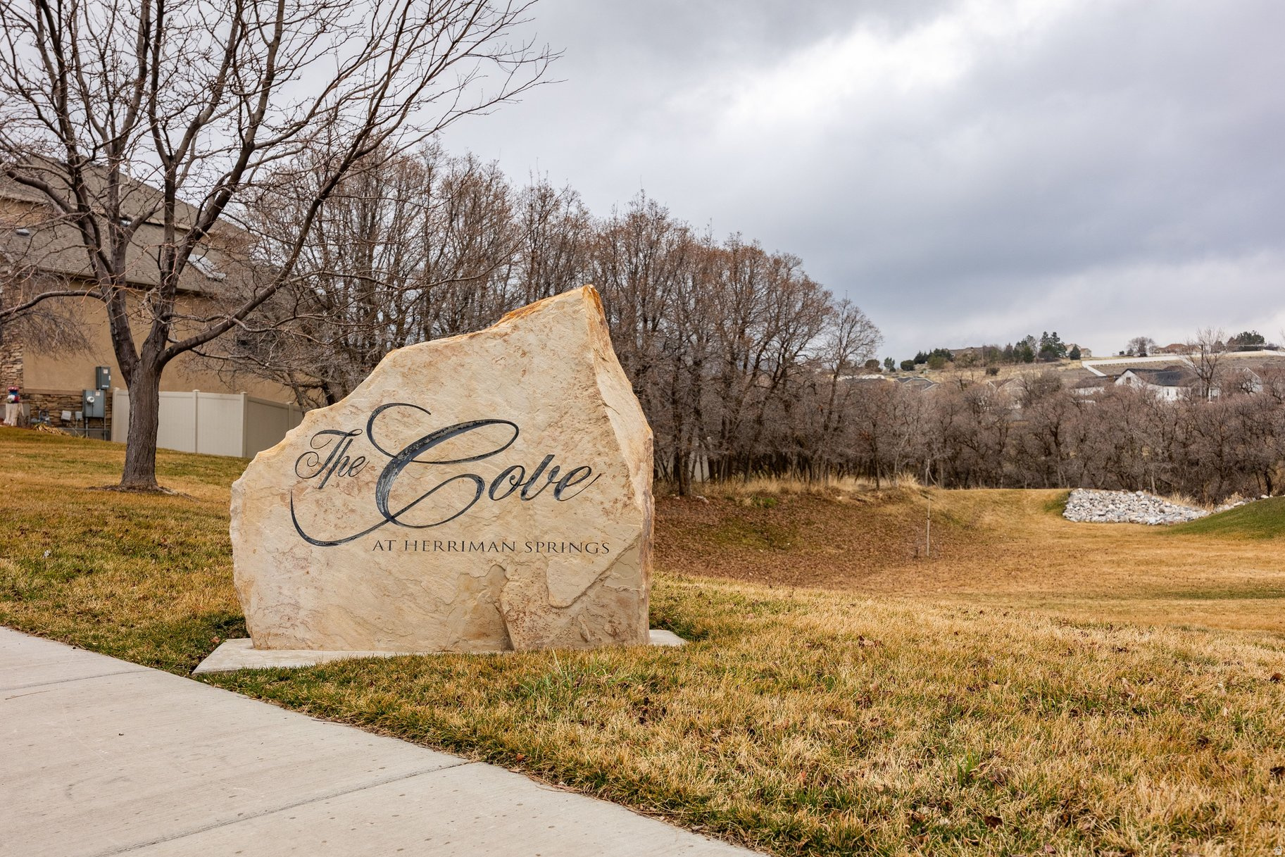 THE COVE @ HERRIMAN SPRINGS - Residential