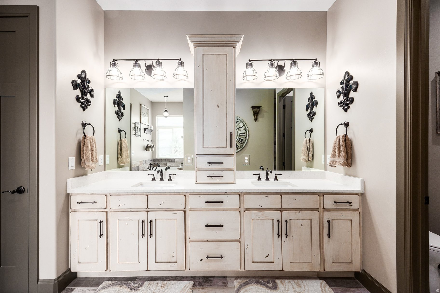 THE COVE @ HERRIMAN SPRINGS - Residential