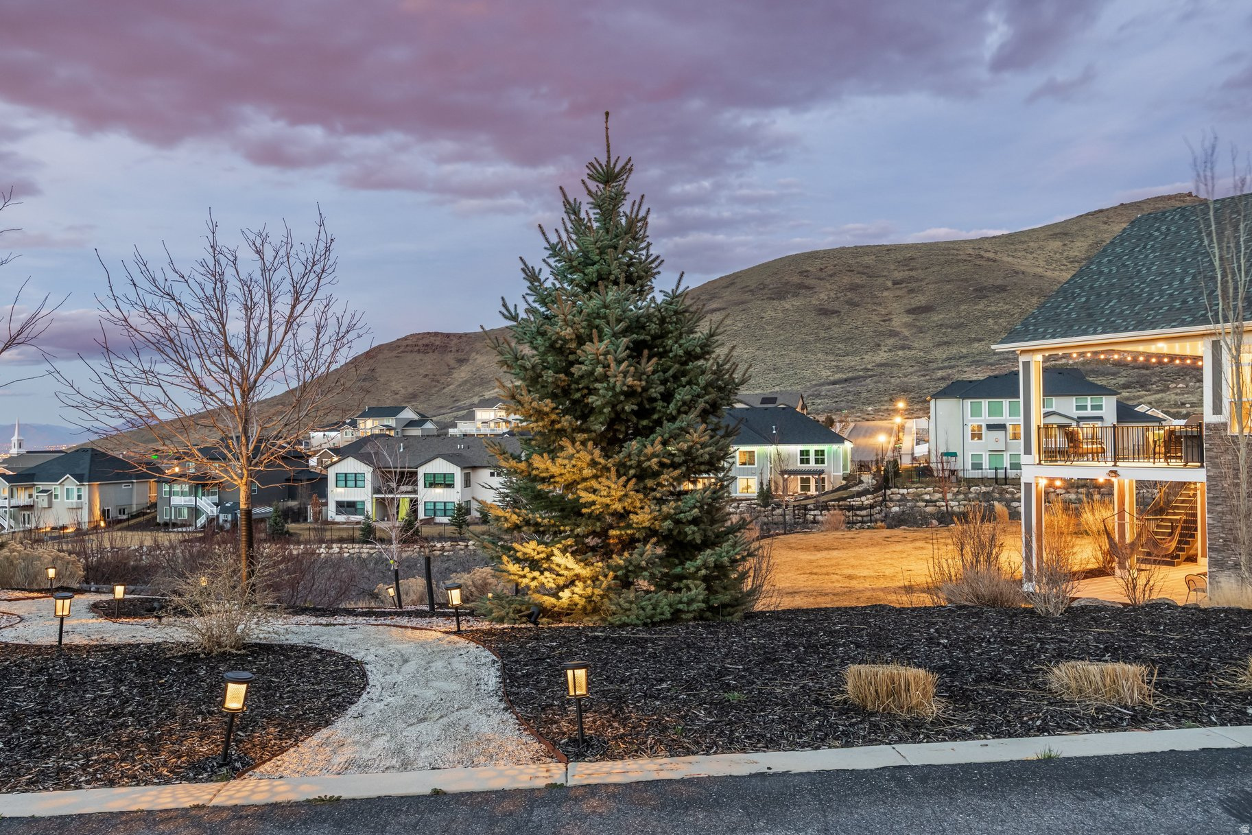 THE COVE @ HERRIMAN SPRINGS - Residential