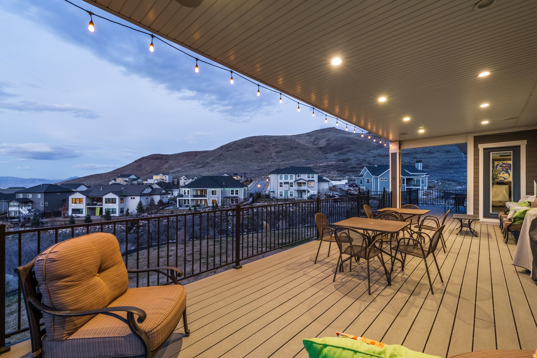THE COVE @ HERRIMAN SPRINGS - Residential