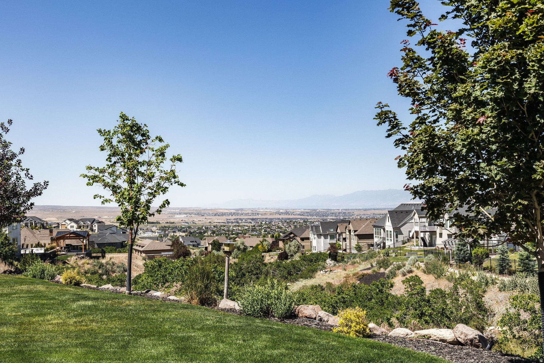 THE COVE @ HERRIMAN SPRINGS - Residential
