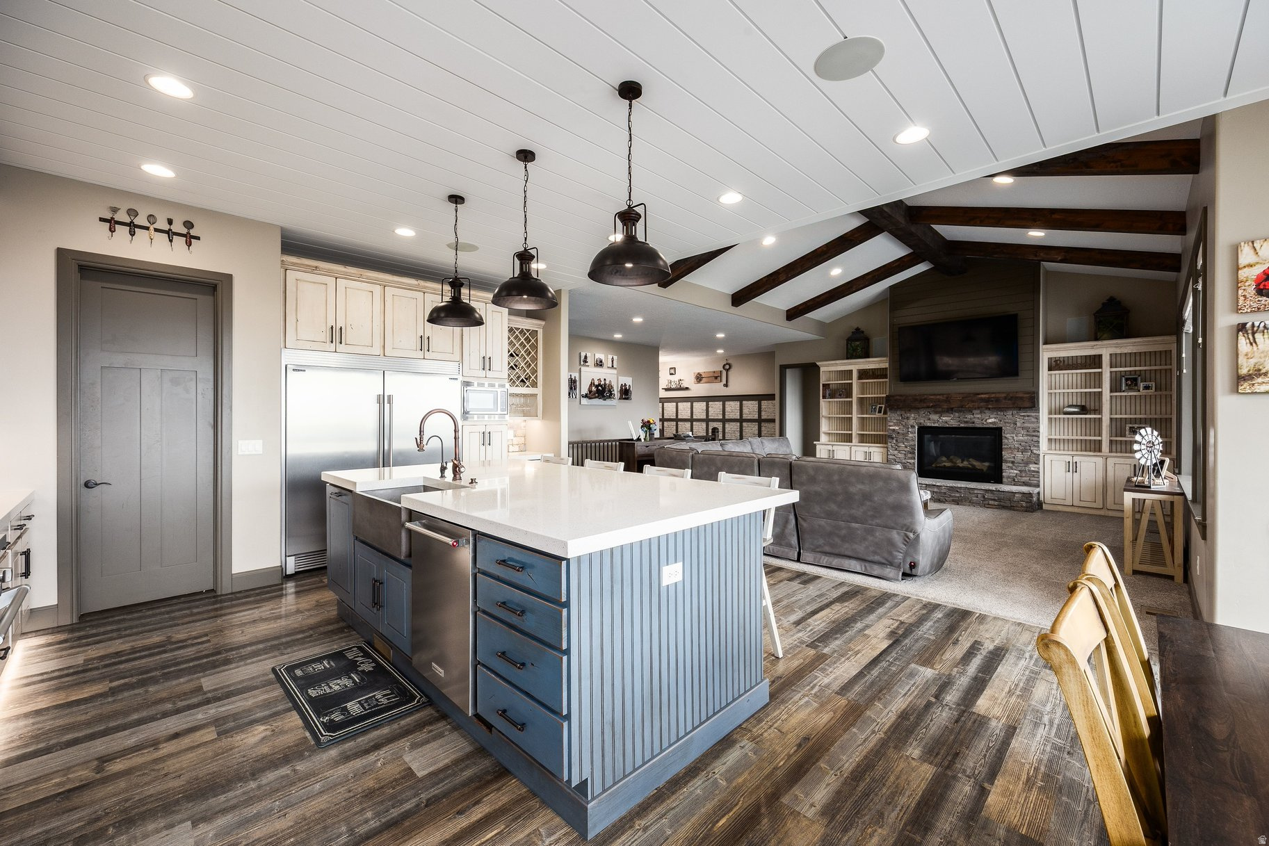 THE COVE @ HERRIMAN SPRINGS - Residential