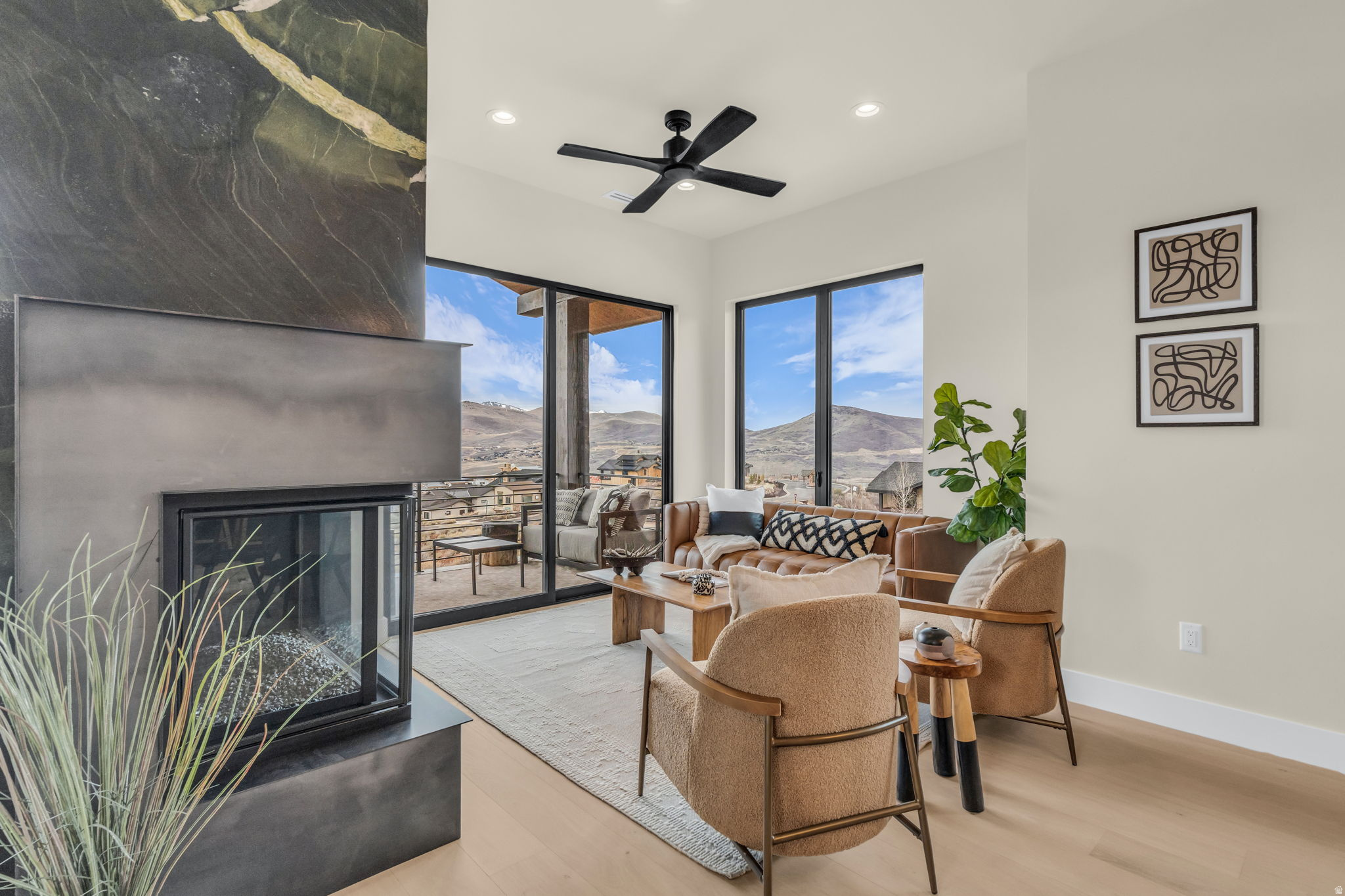 HIDEOUT CANYON PHASE 1 - Residential