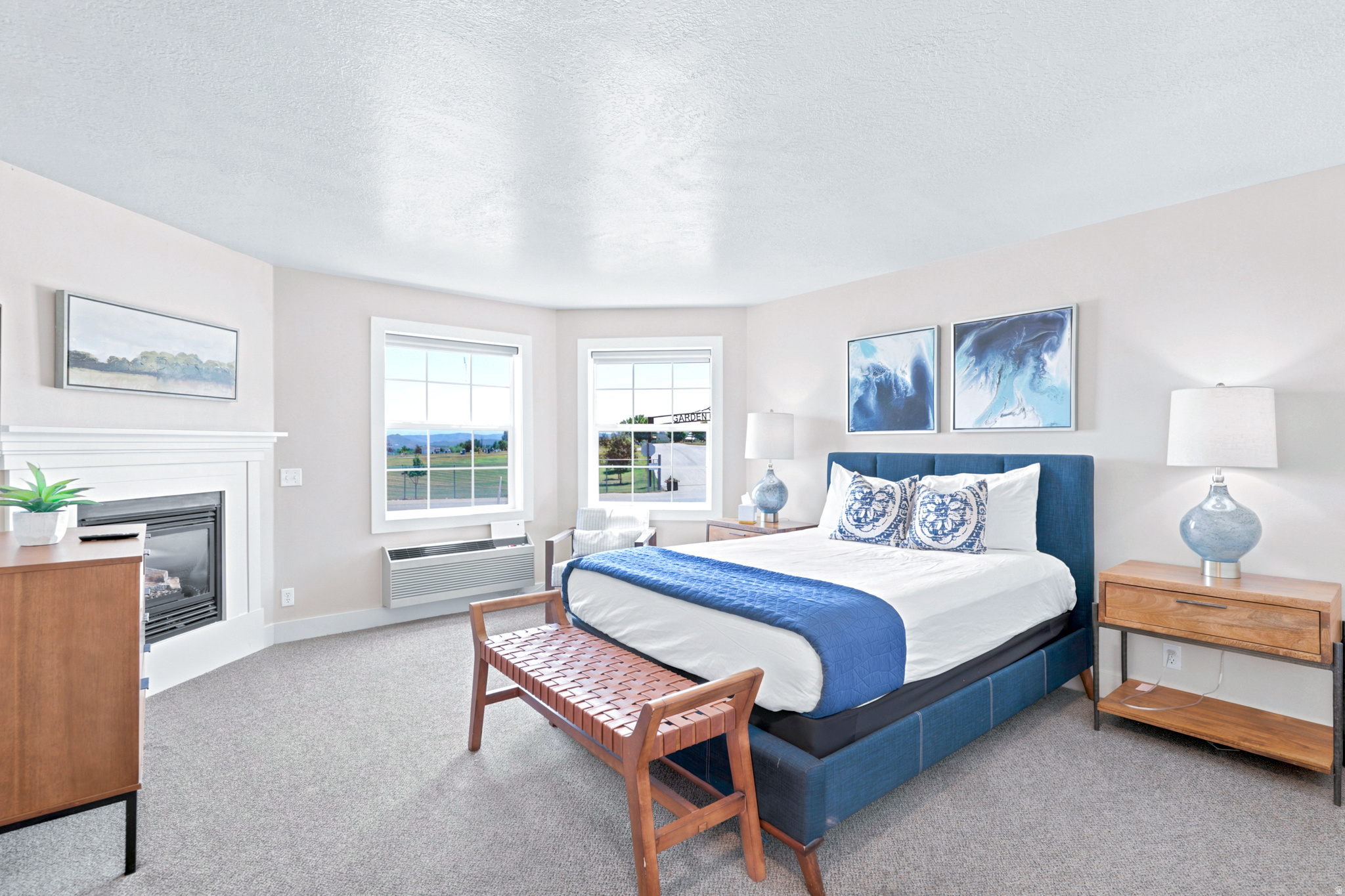 FOOTHILL ESTATE - Residential