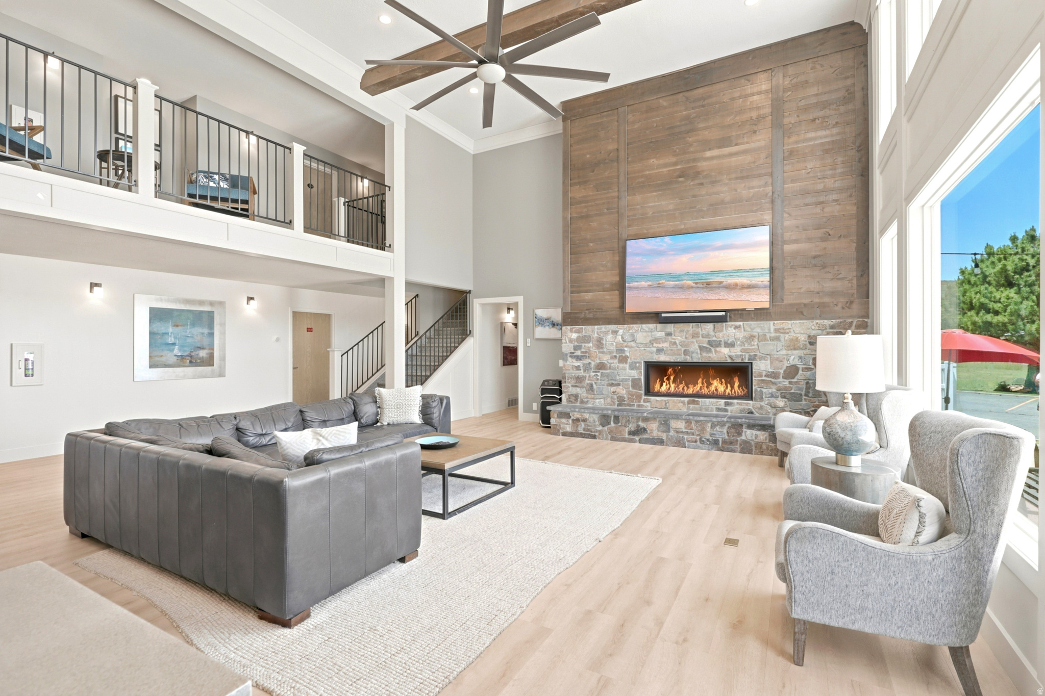 FOOTHILL ESTATE - Residential