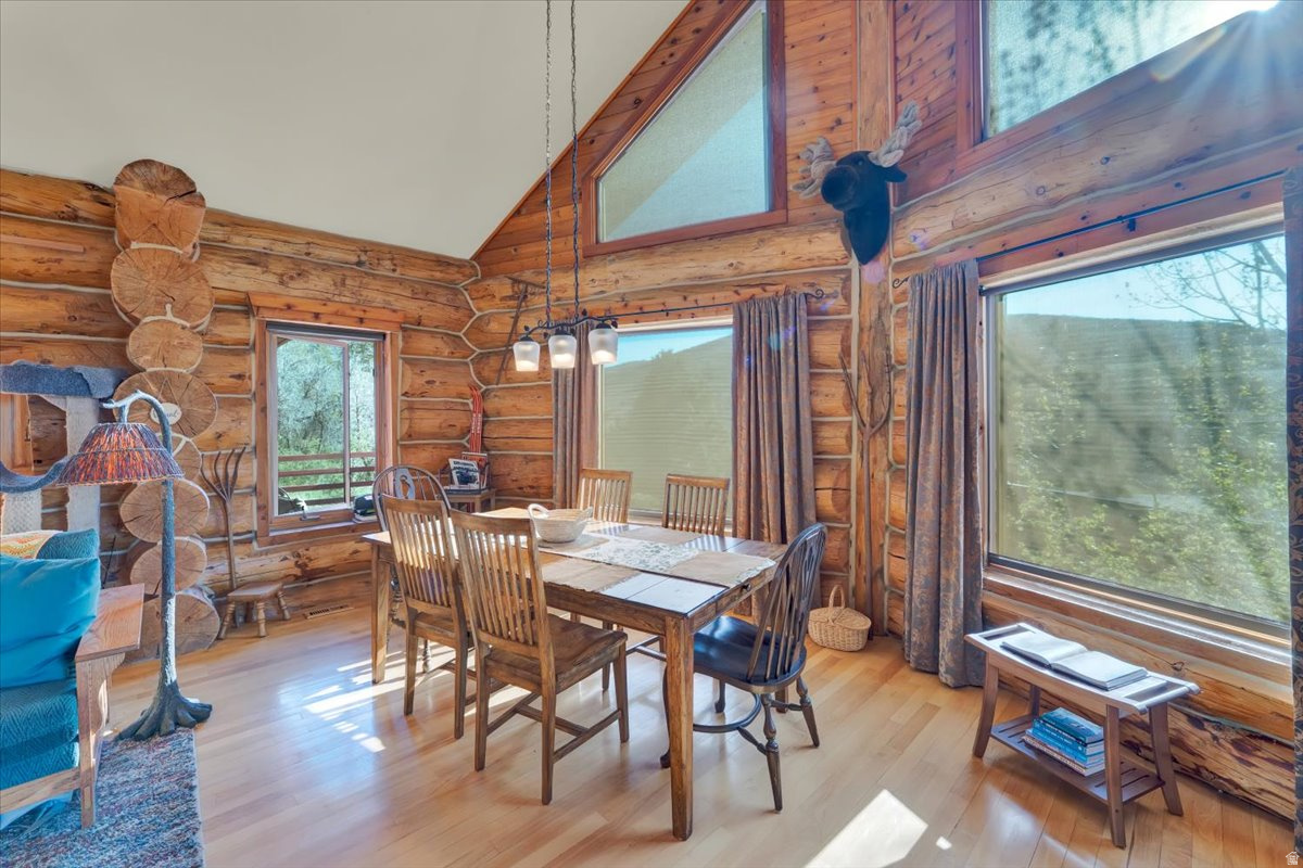 WOODLAND ESTATES - Residential