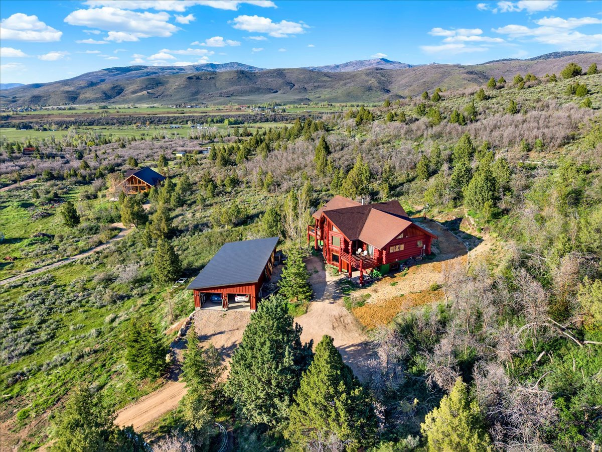 WOODLAND ESTATES - Residential