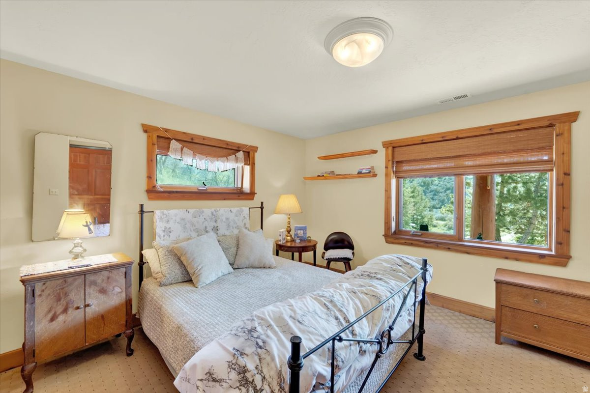 WOODLAND ESTATES - Residential