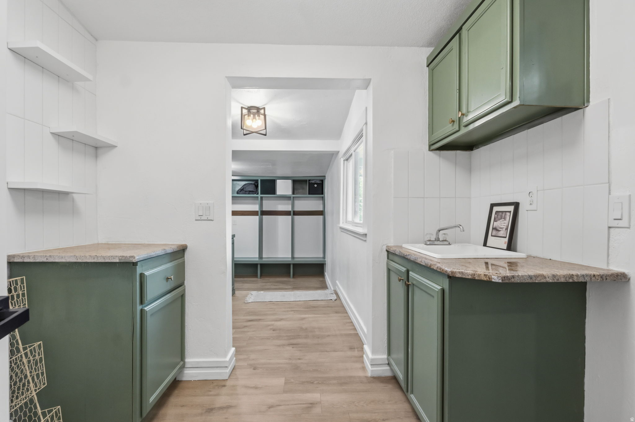 RIVER VIEW WEST - Residential