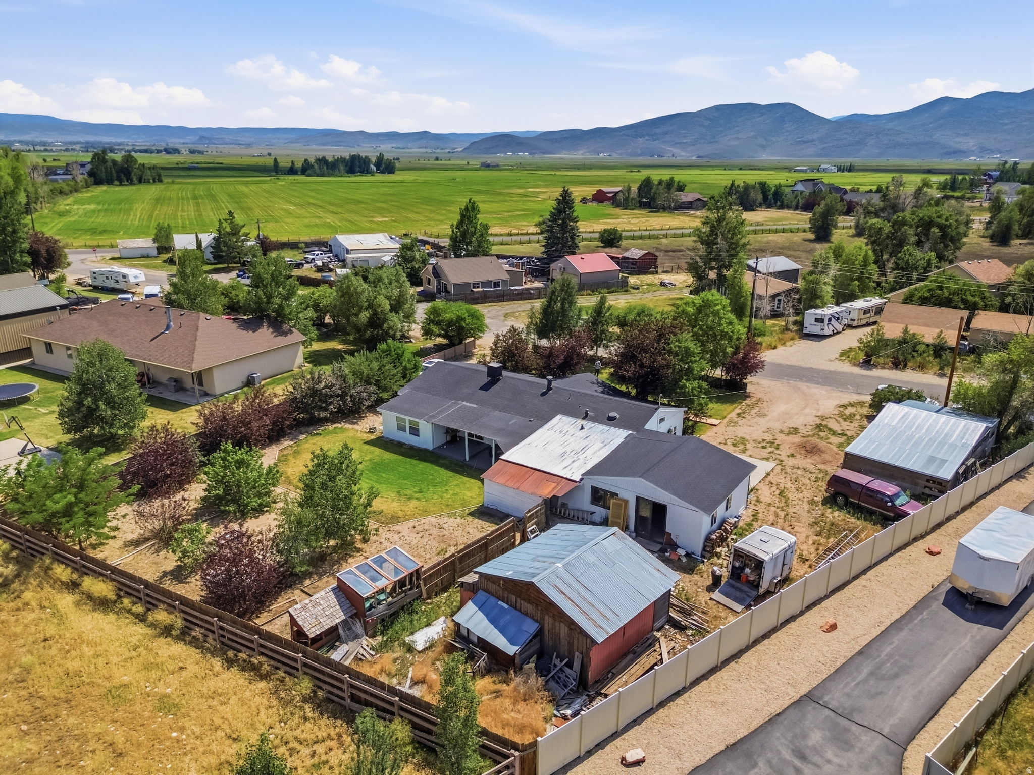 RIVER VIEW WEST - Residential