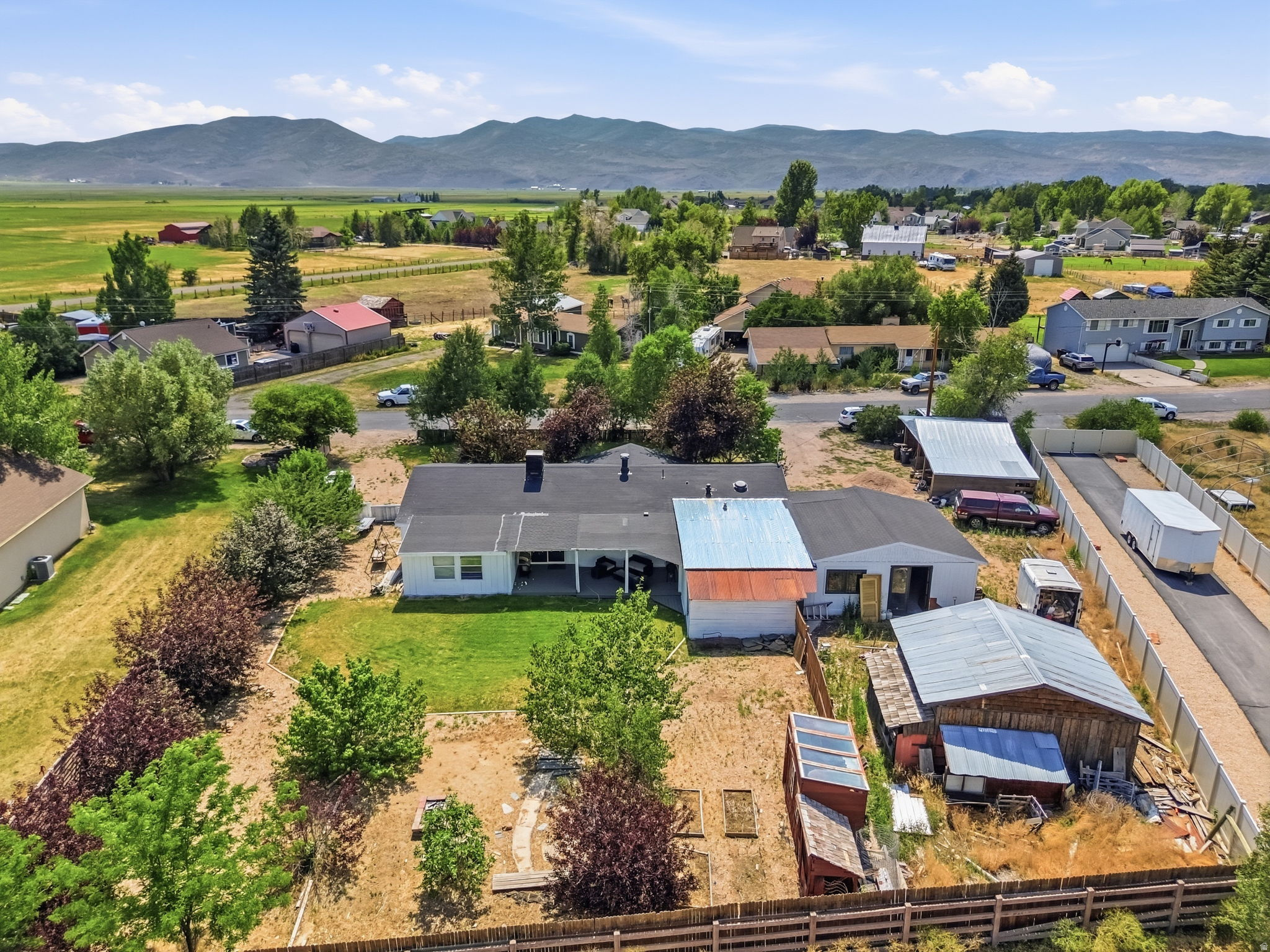 RIVER VIEW WEST - Residential