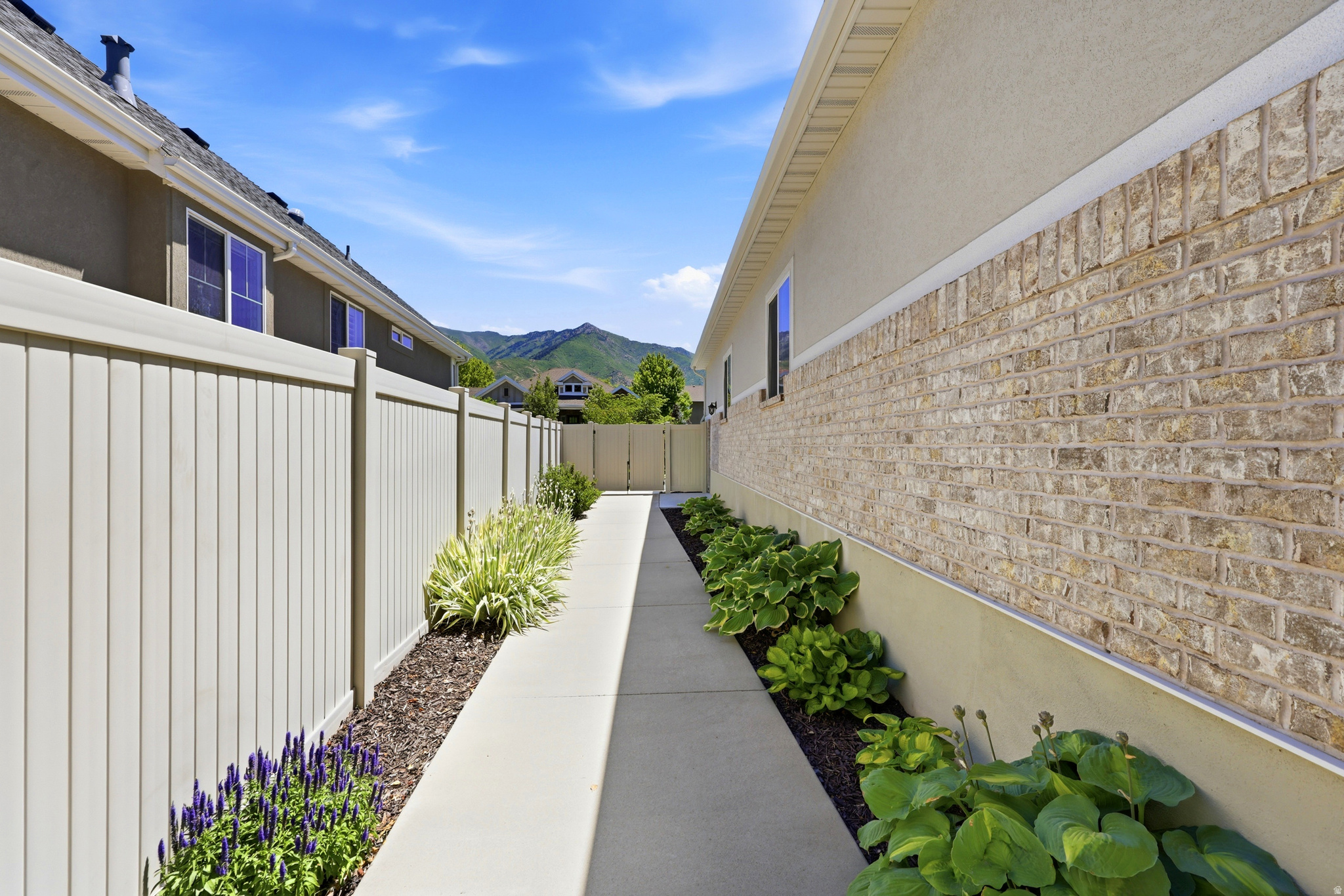 TUSCAN ESTATES - Residential