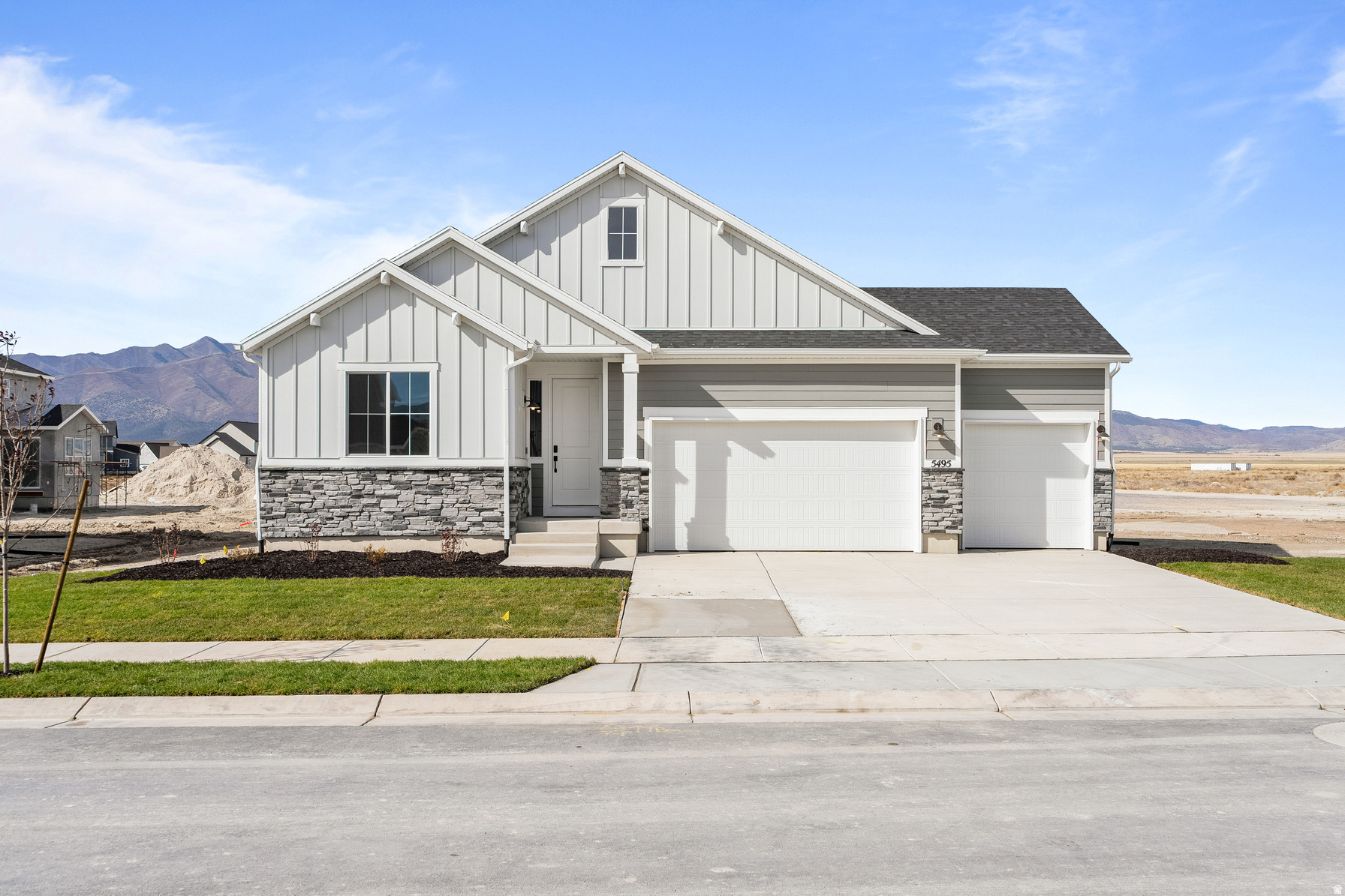 PONY EXPRESS ESTATES - Residential