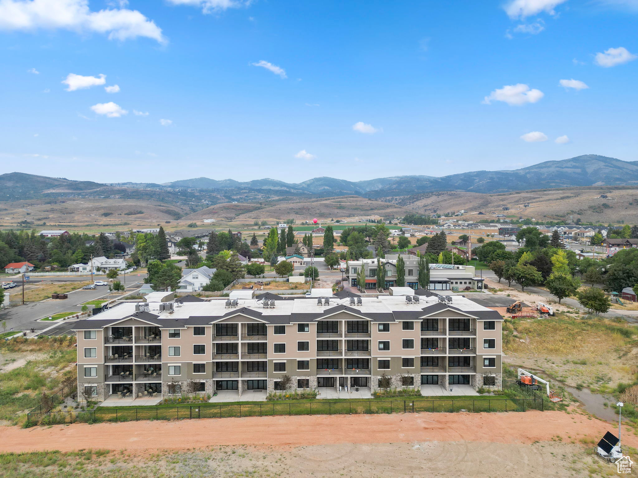 LAKE RESIDENCES AT BEAR LAKE PH 8 - Residential