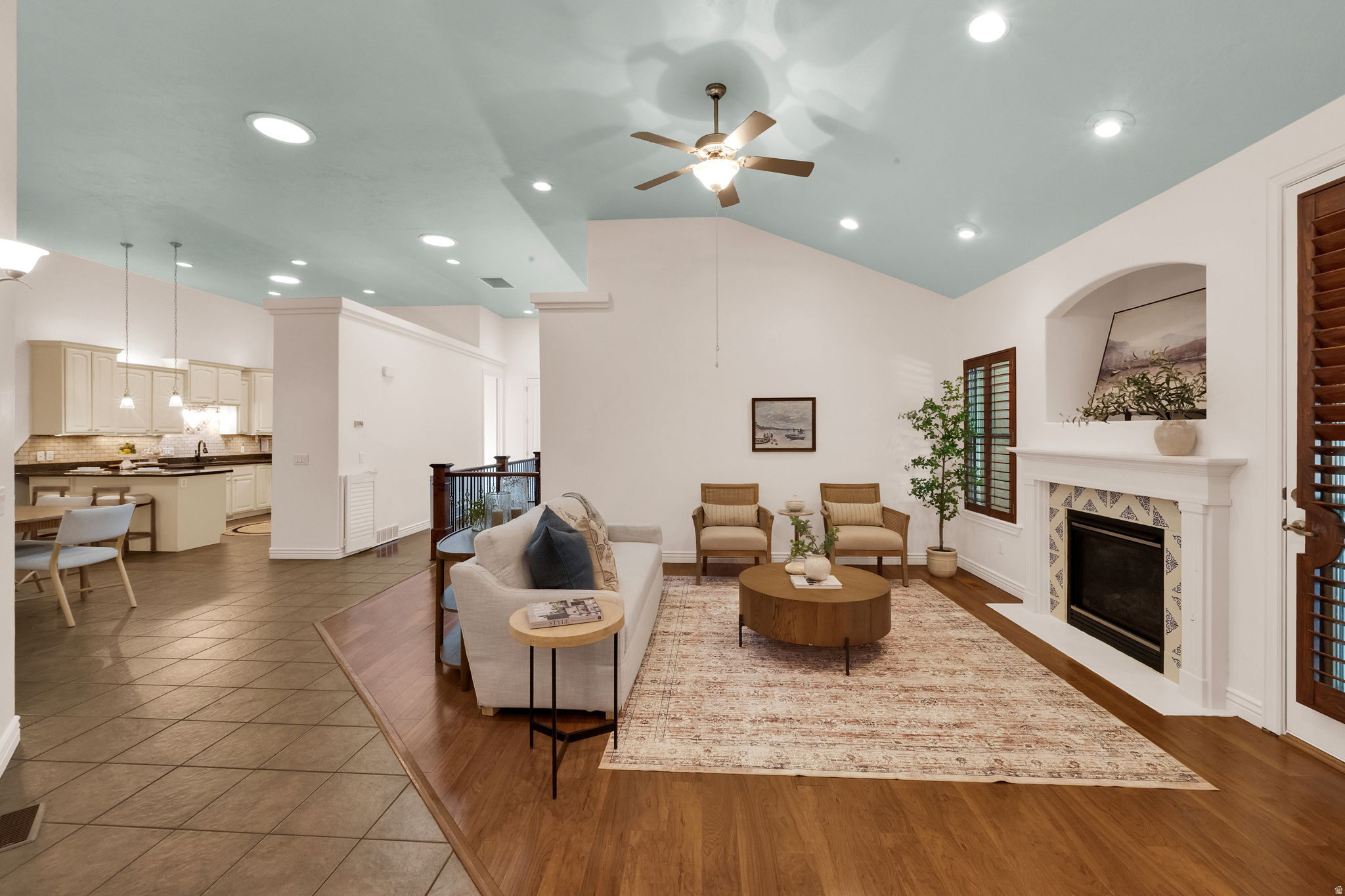 ROSE CREEK CROSSING TOWNHOMES - Residential
