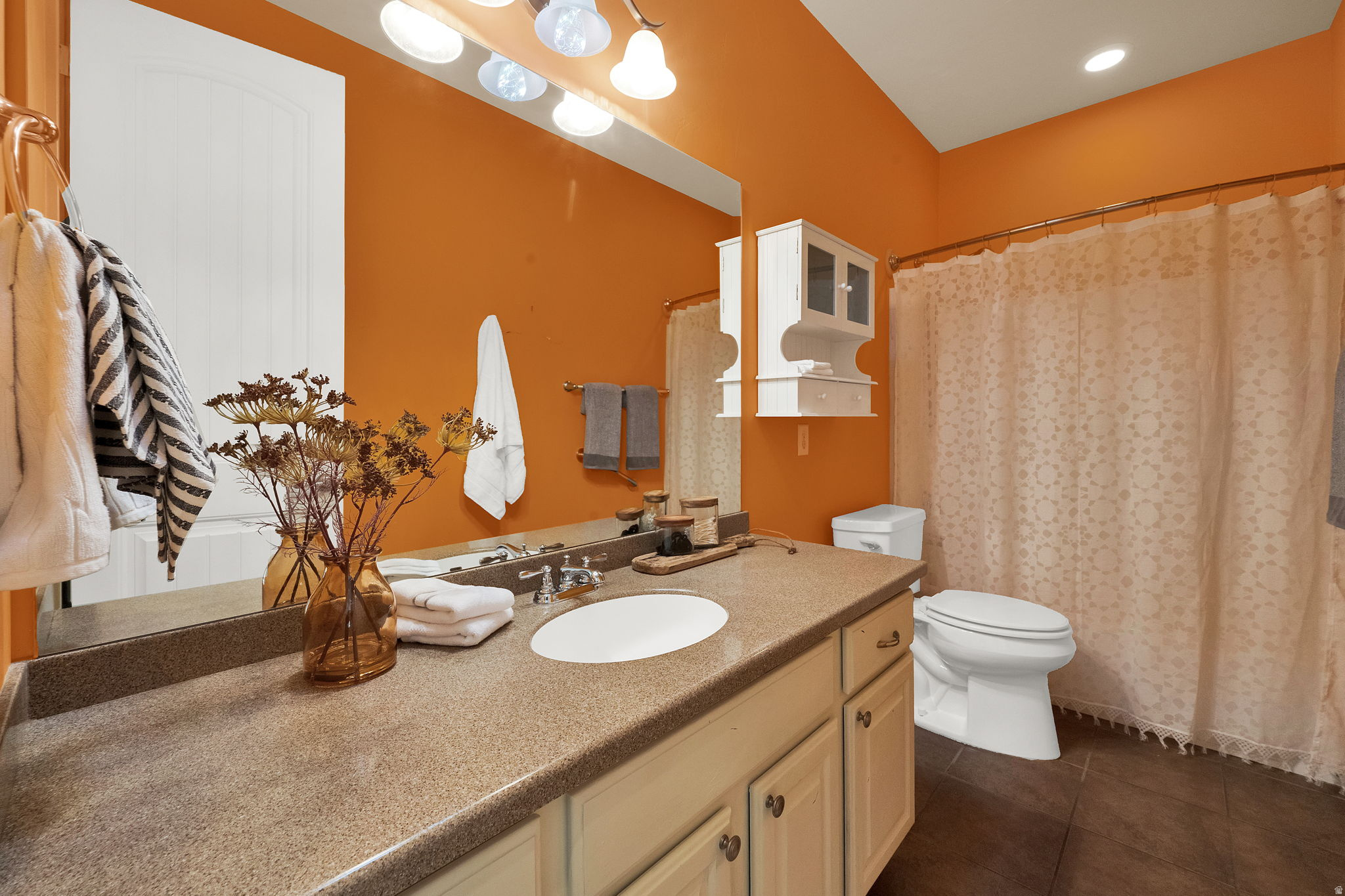 ROSE CREEK CROSSING TOWNHOMES - Residential