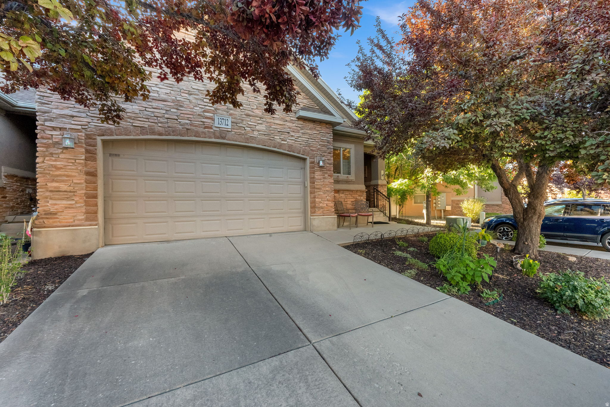 ROSE CREEK CROSSING TOWNHOMES - Residential