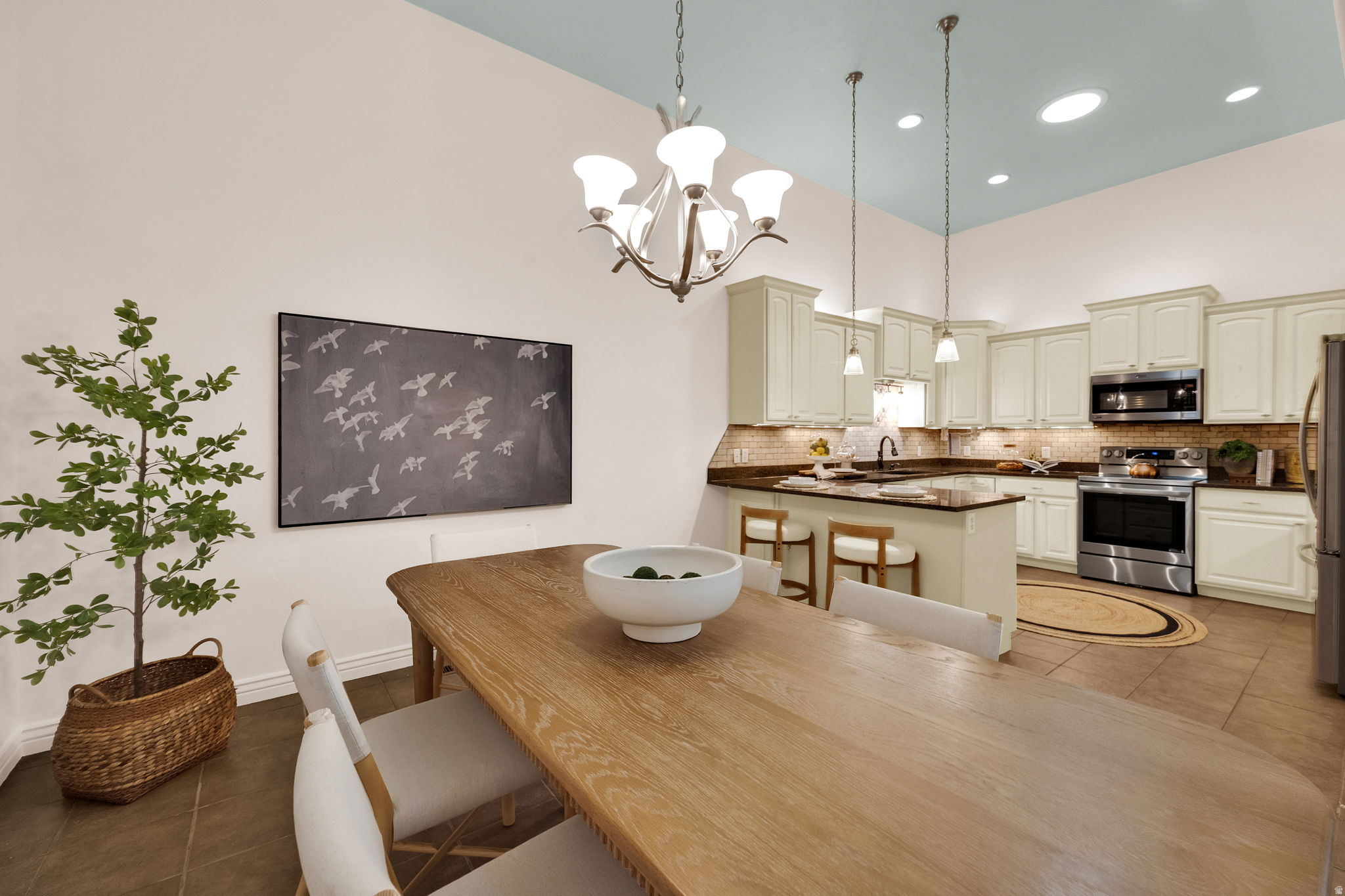 ROSE CREEK CROSSING TOWNHOMES - Residential