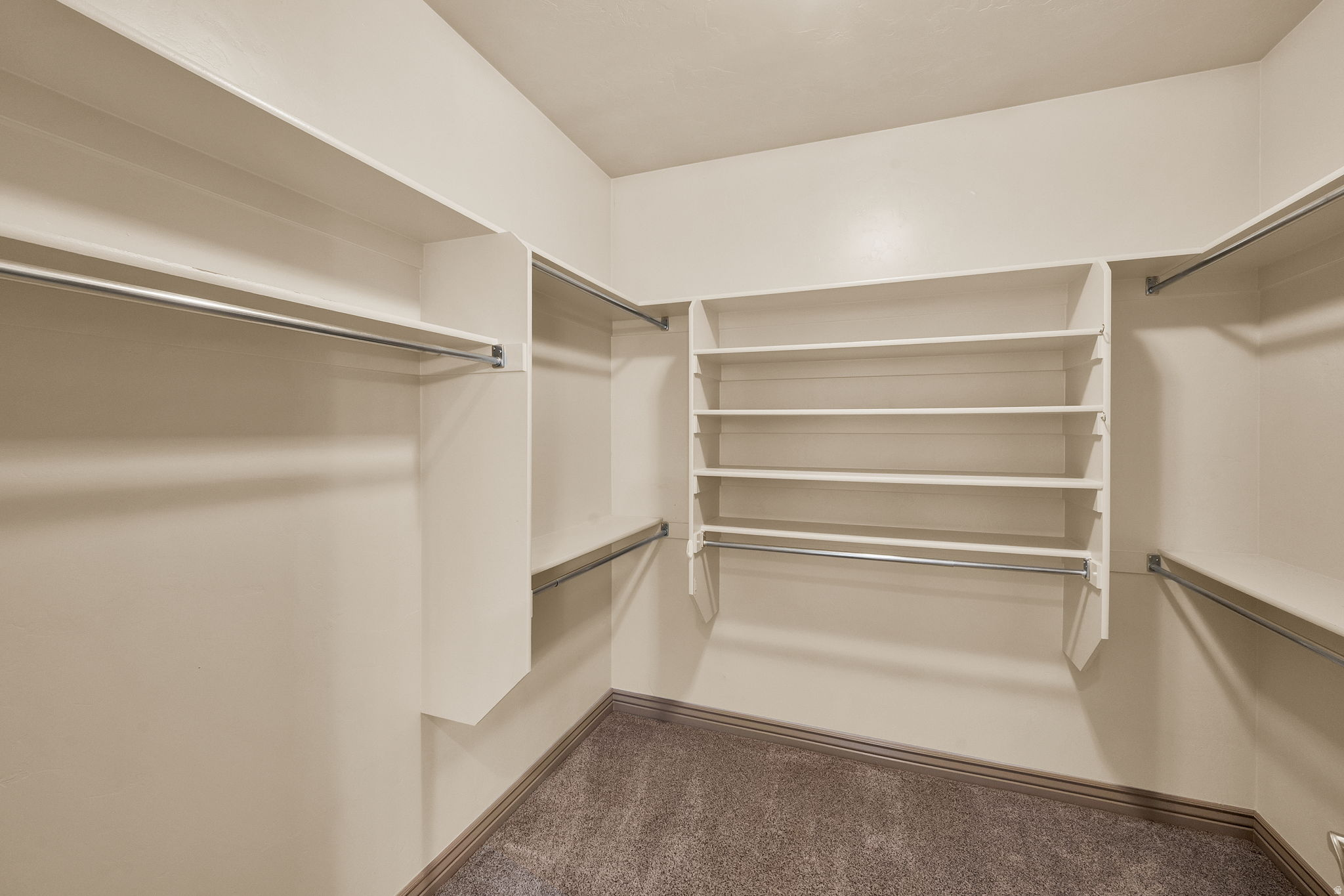 ROSE CREEK CROSSING TOWNHOMES - Residential