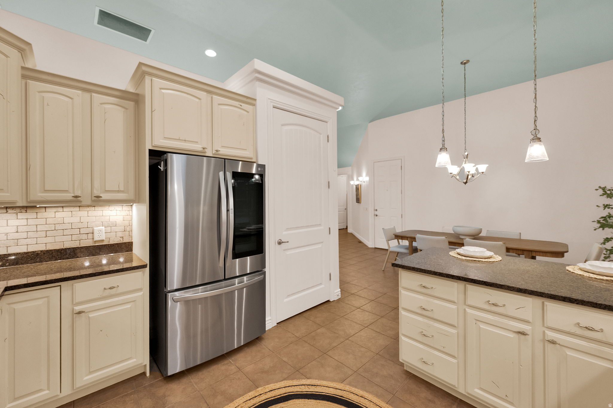ROSE CREEK CROSSING TOWNHOMES - Residential