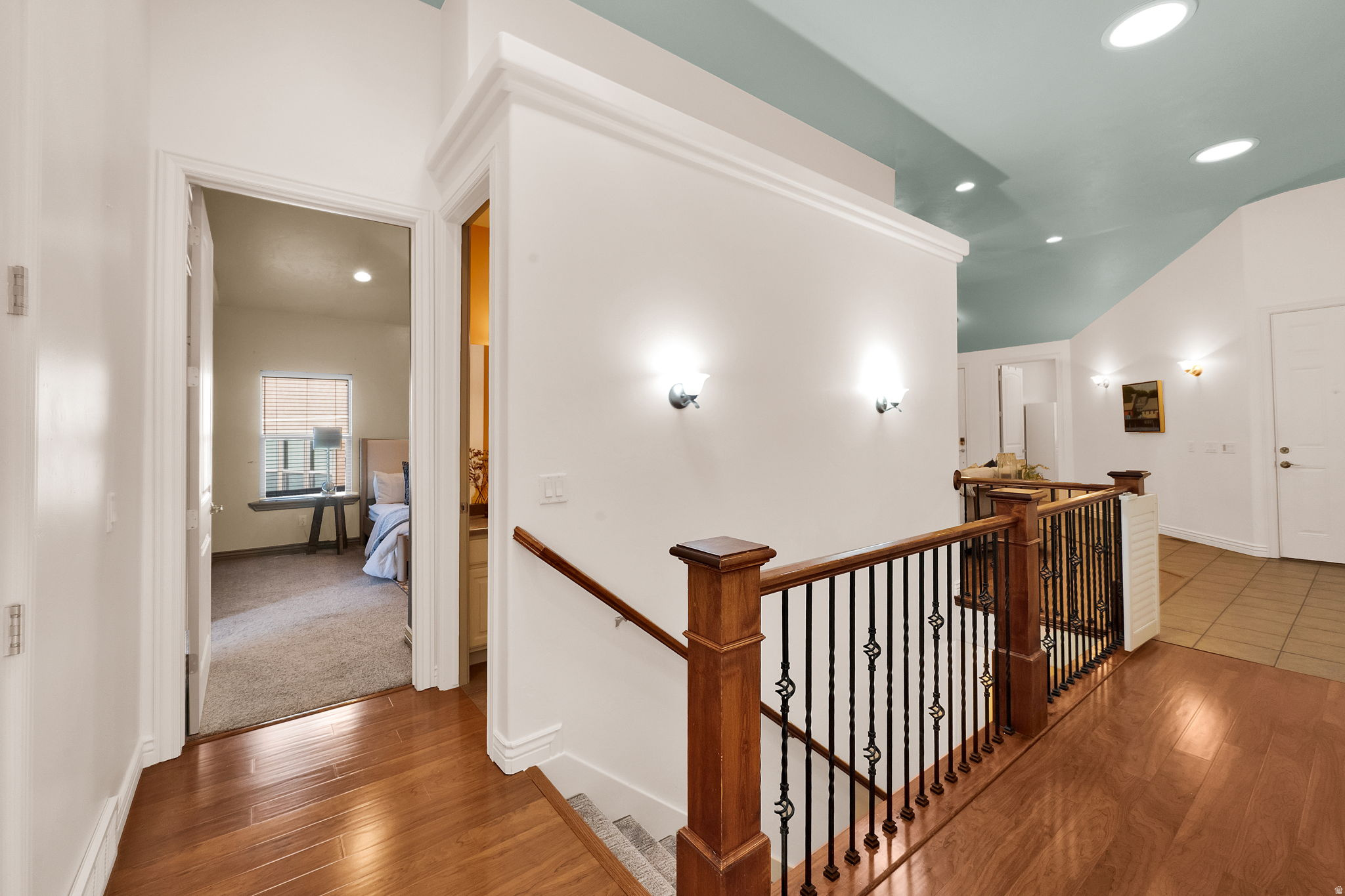 ROSE CREEK CROSSING TOWNHOMES - Residential